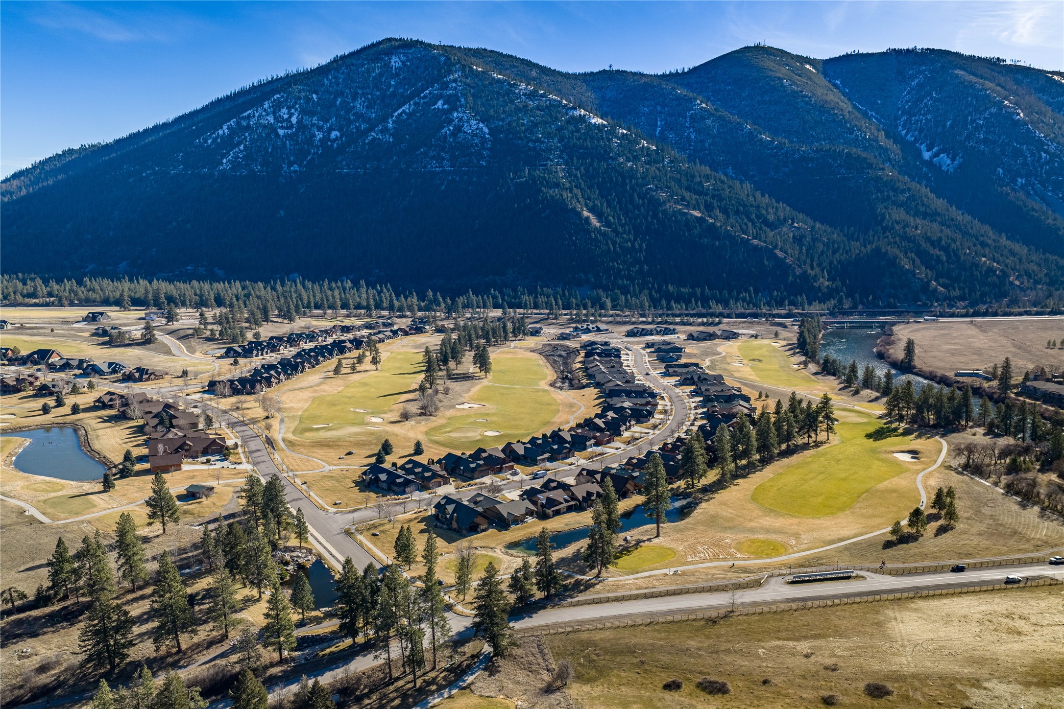 985 Anglers Bend Way