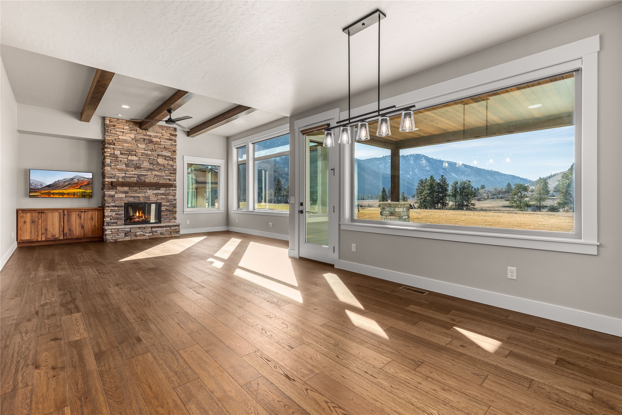 985 Anglers Bend Way