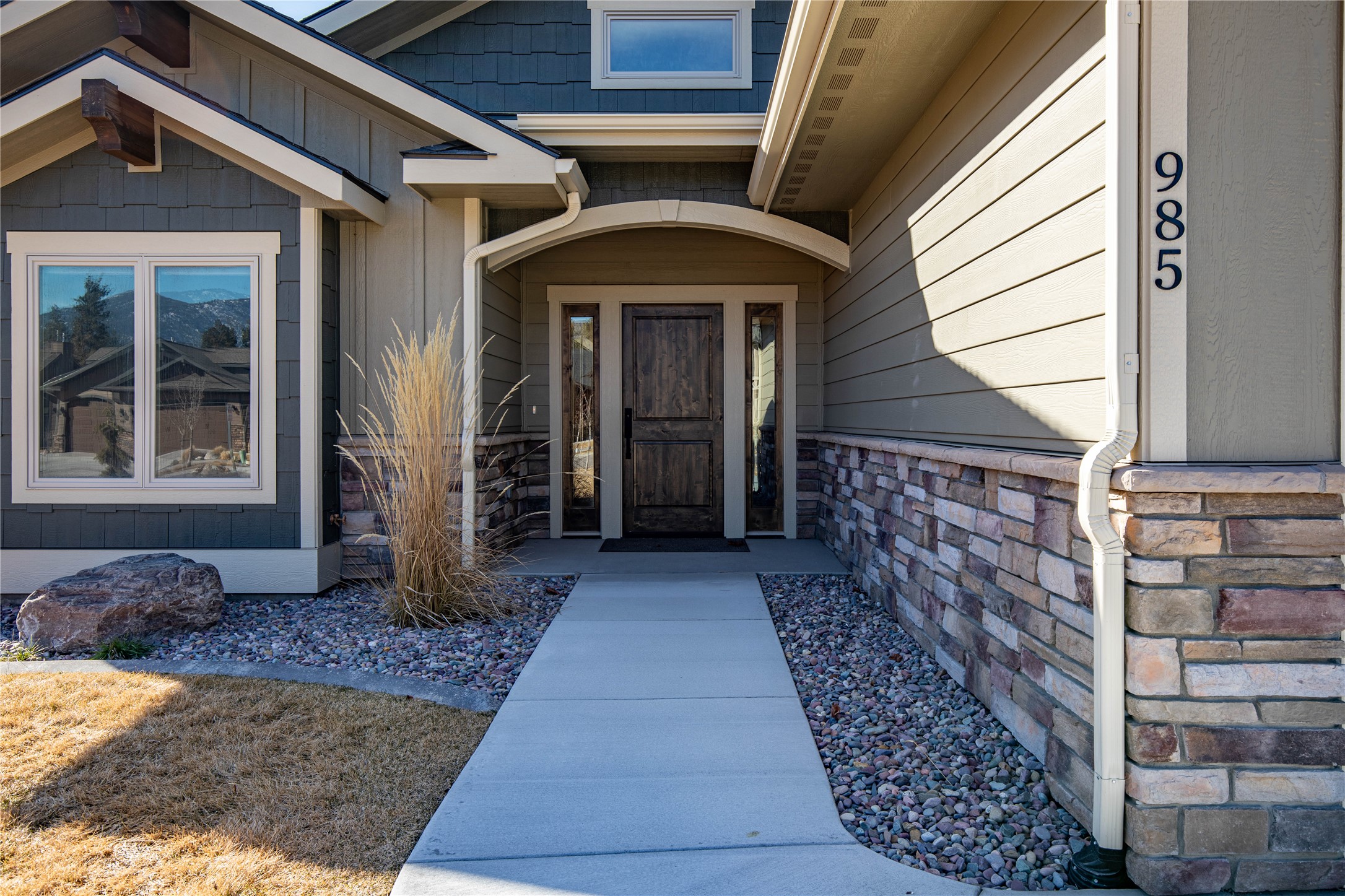 985 Anglers Bend Way