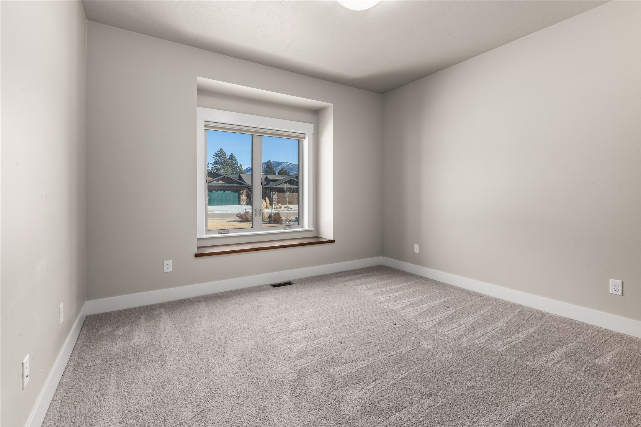 985 Anglers Bend Way