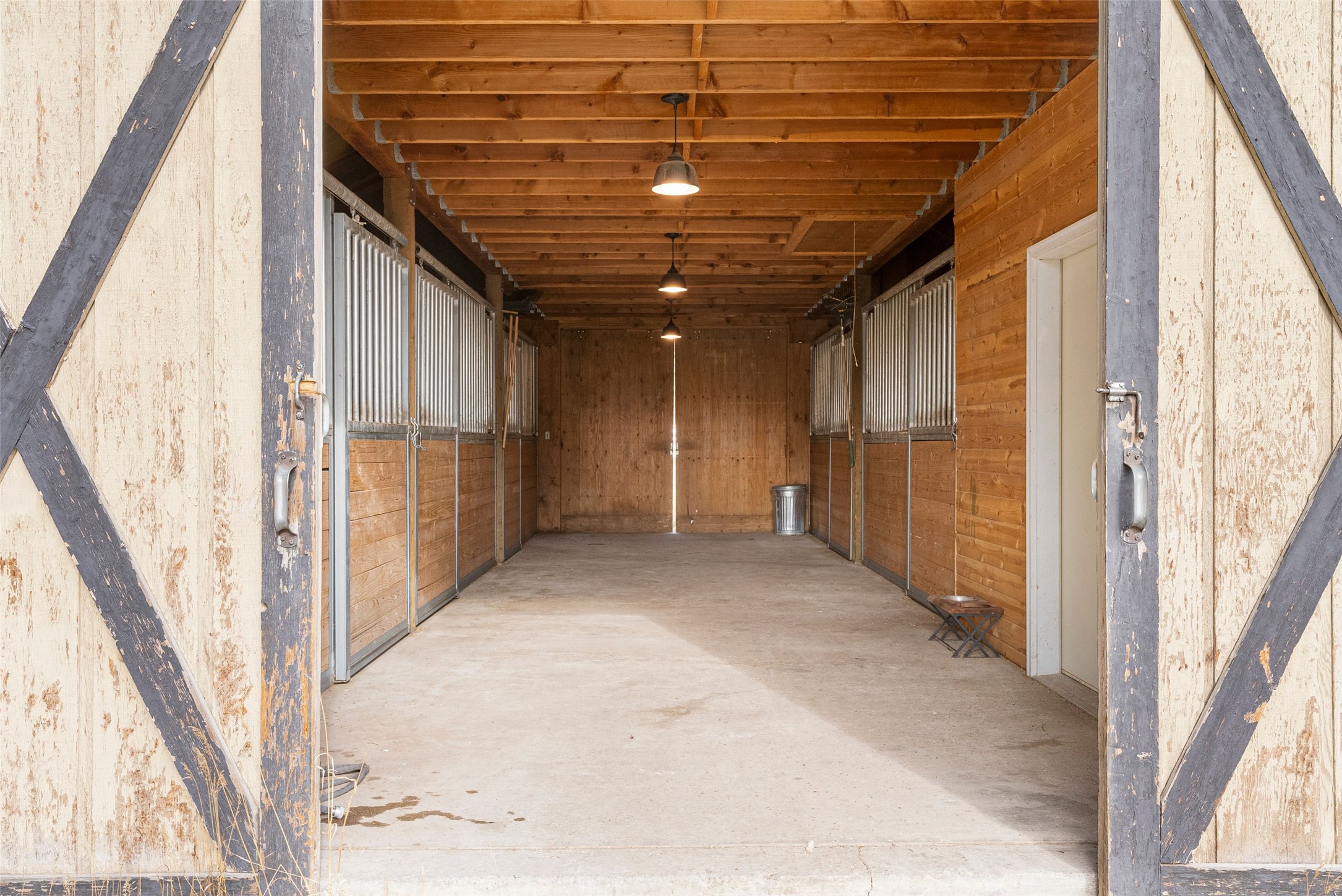 10745 US Hwy 93 N