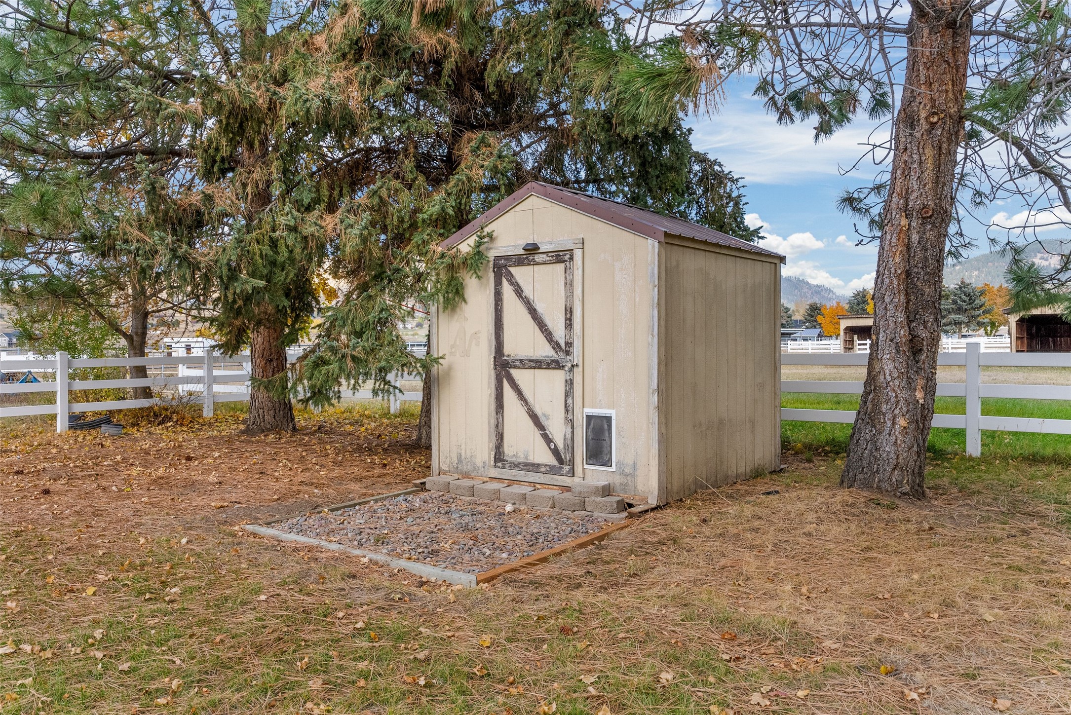 10745 US Hwy 93 N