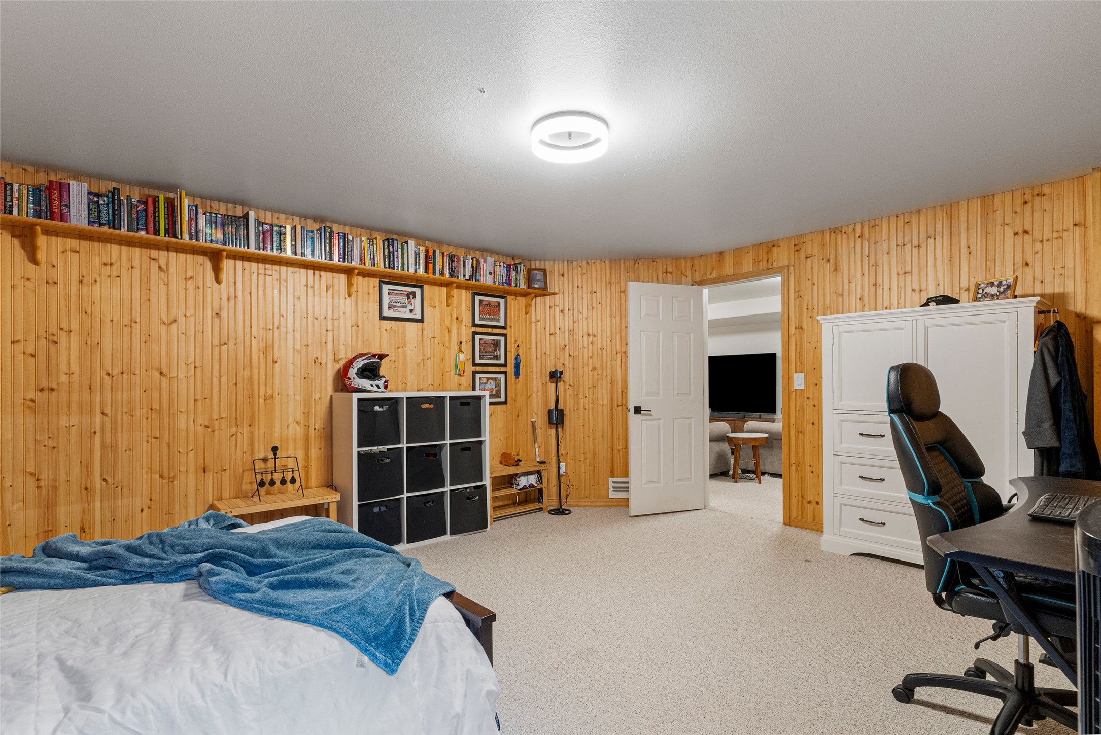 10745 US Hwy 93 N