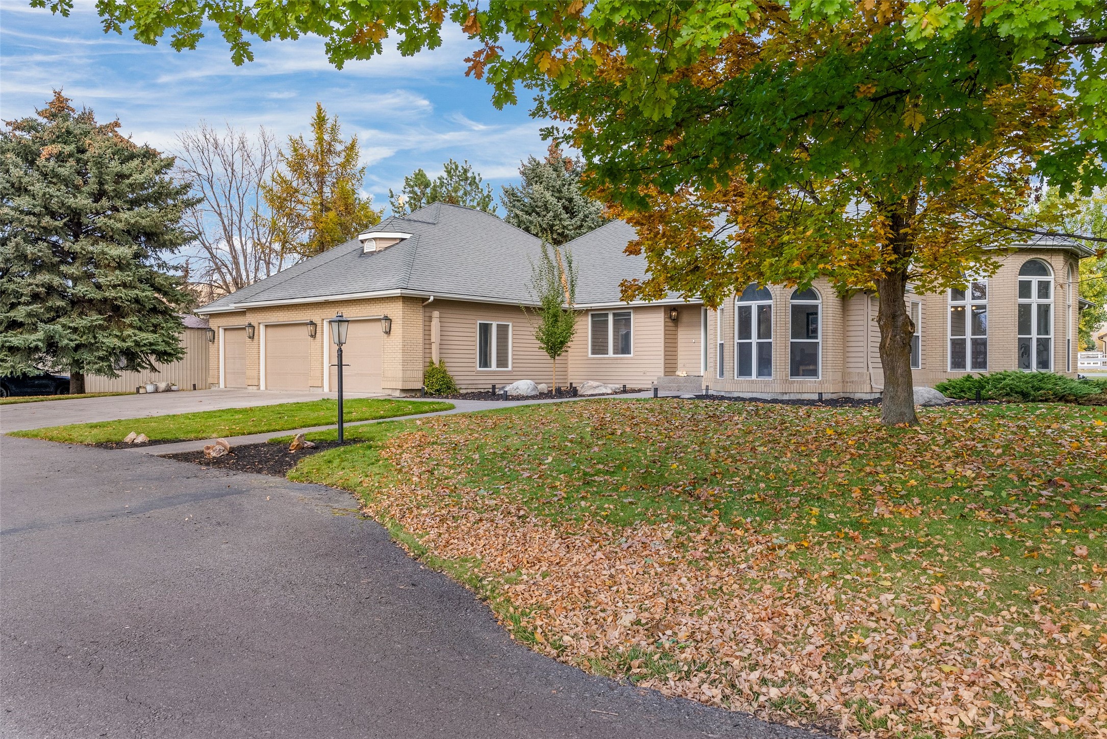 10745 US Hwy 93 N