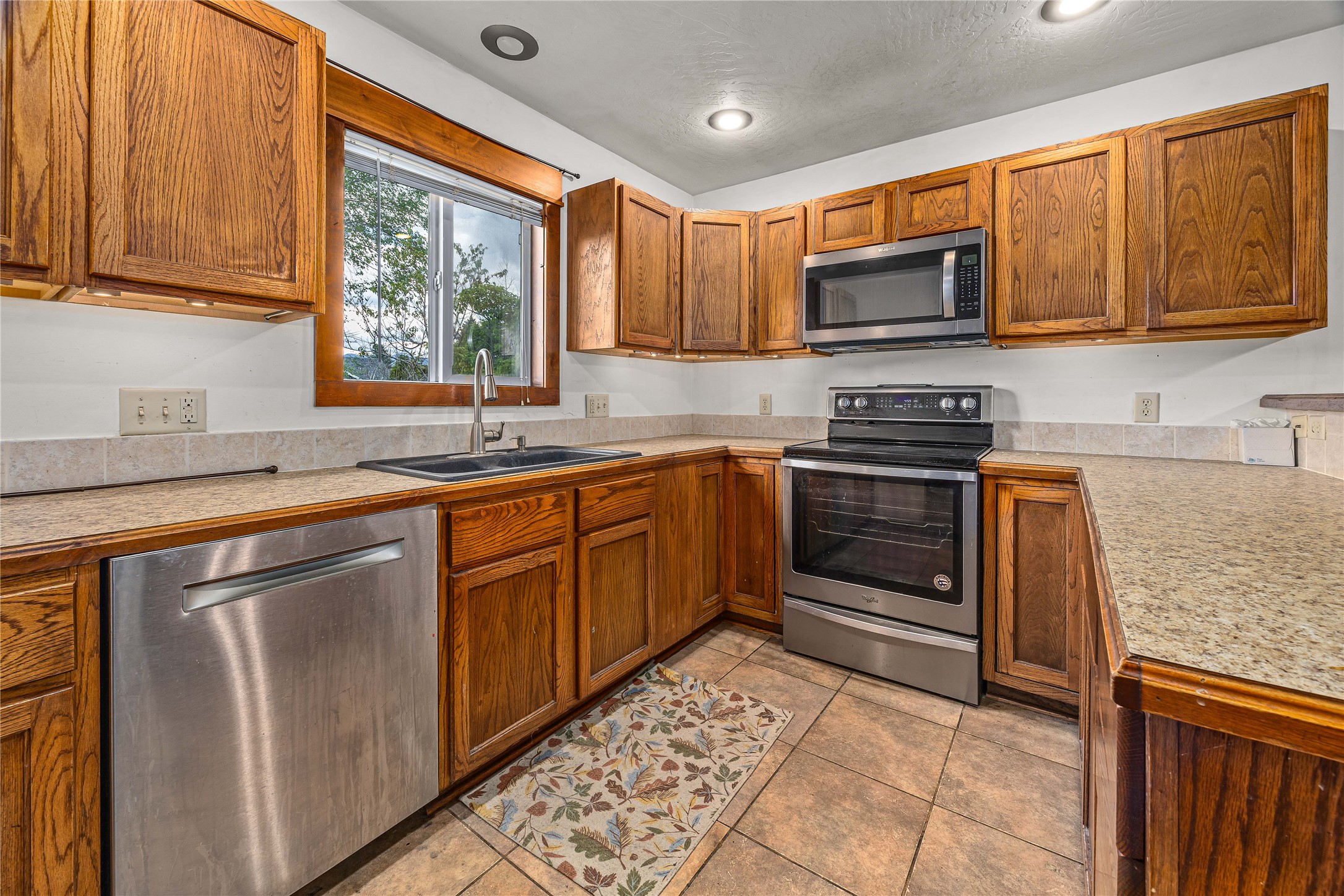 2103 S 14th Street W