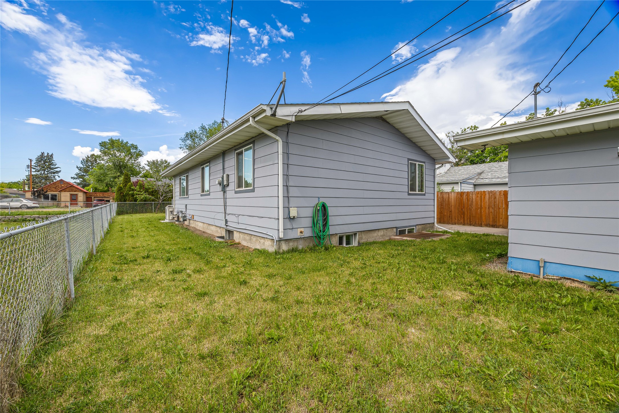 2103 S 14th Street W