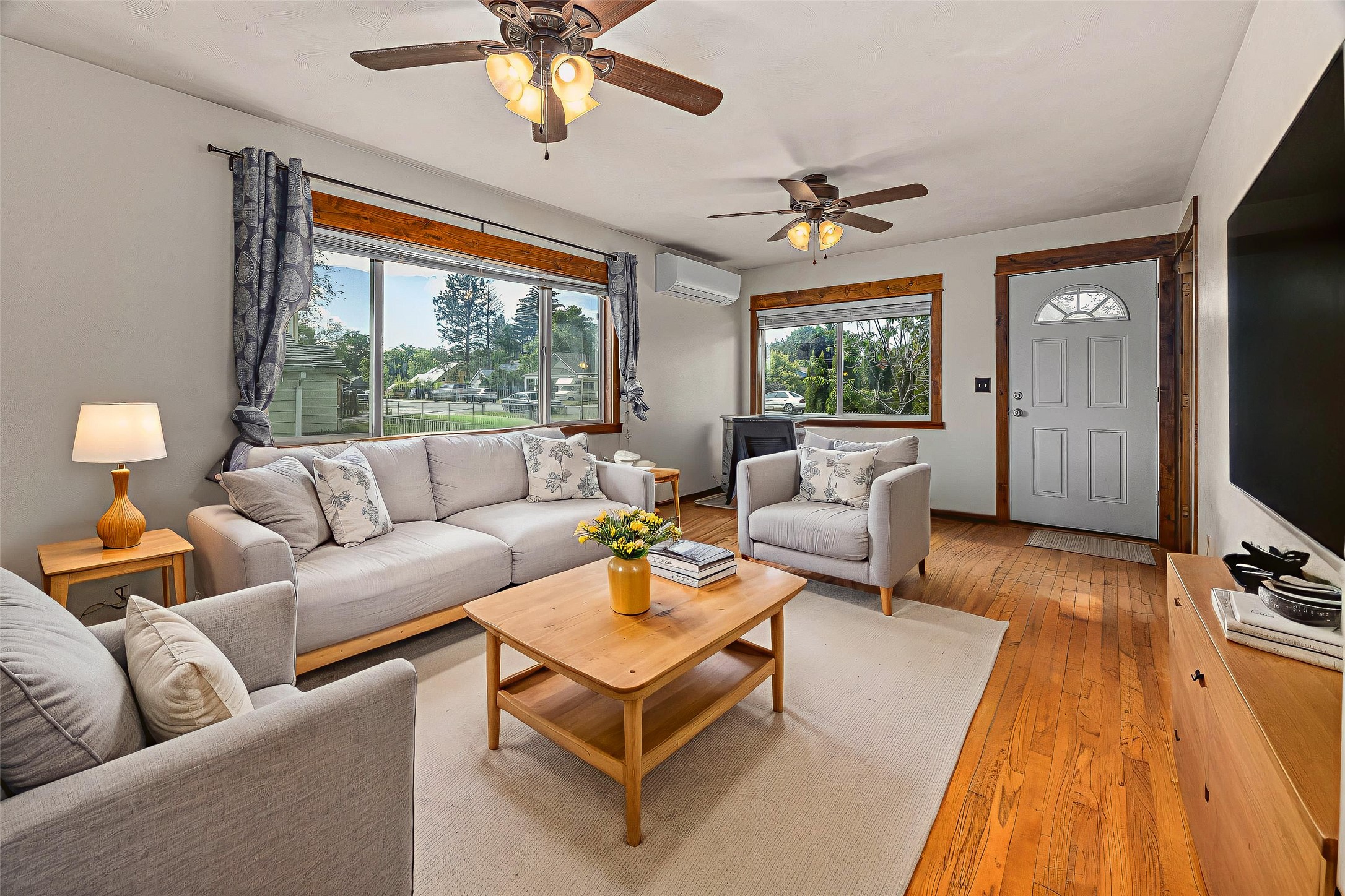 2103 S 14th Street W