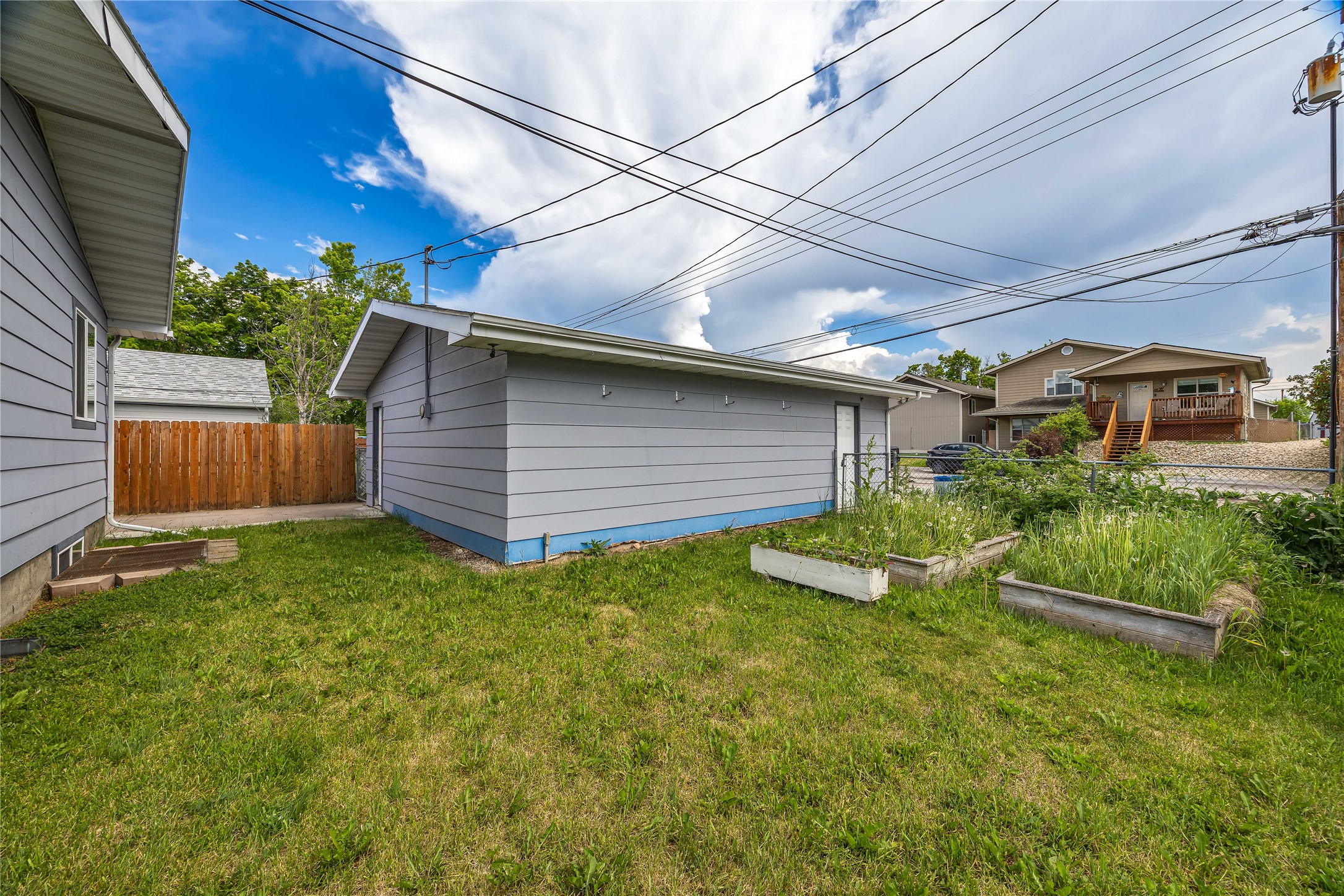 2103 S 14th Street W