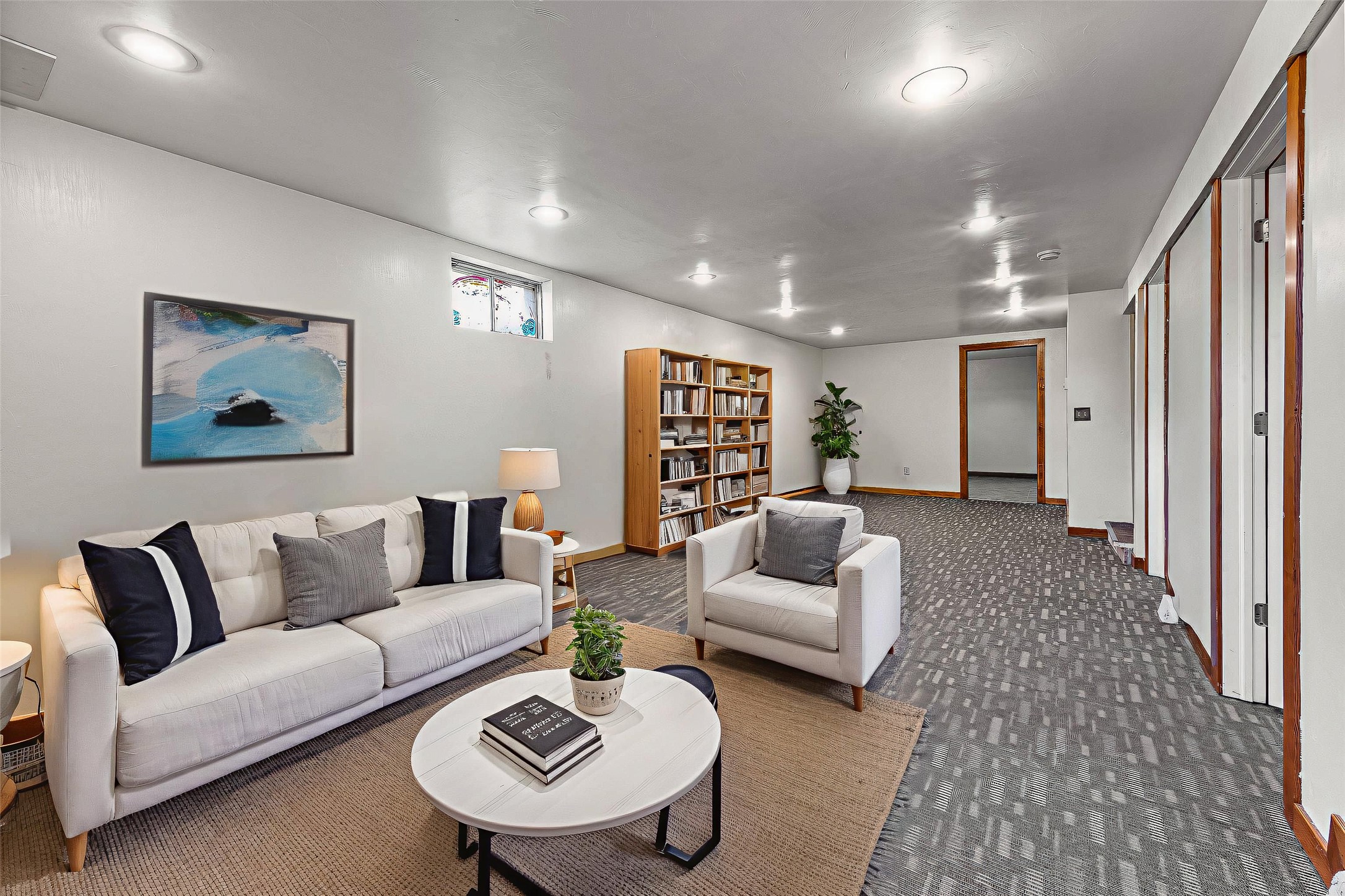 2103 S 14th Street W