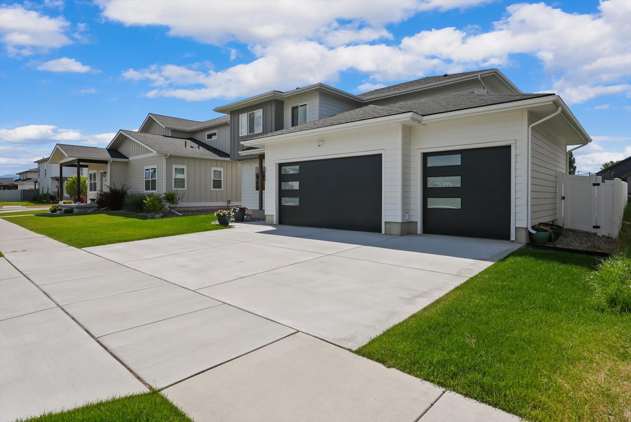 5711 Remuda Lane