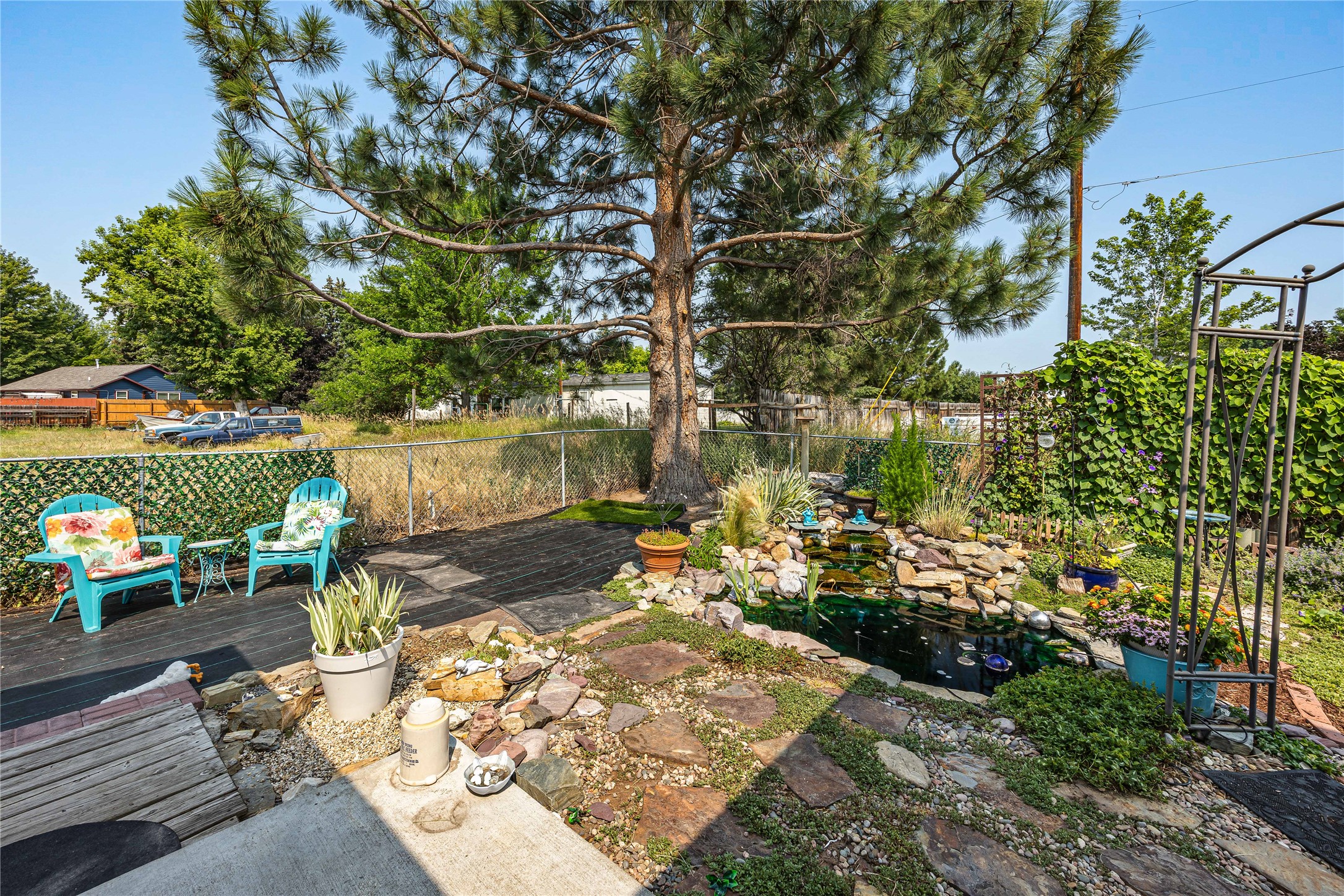 209 N Johnson Street