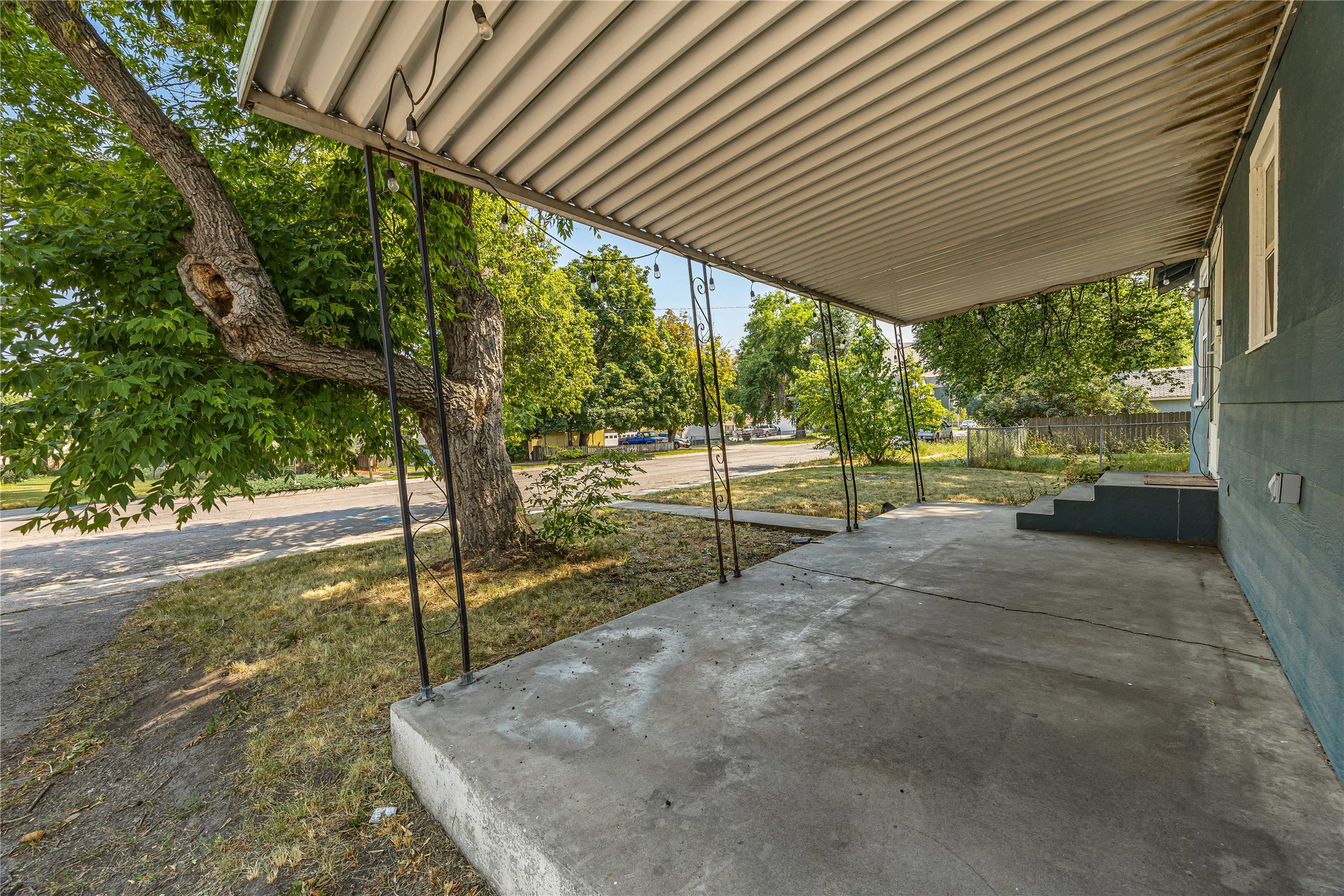 1021 Cooley Street