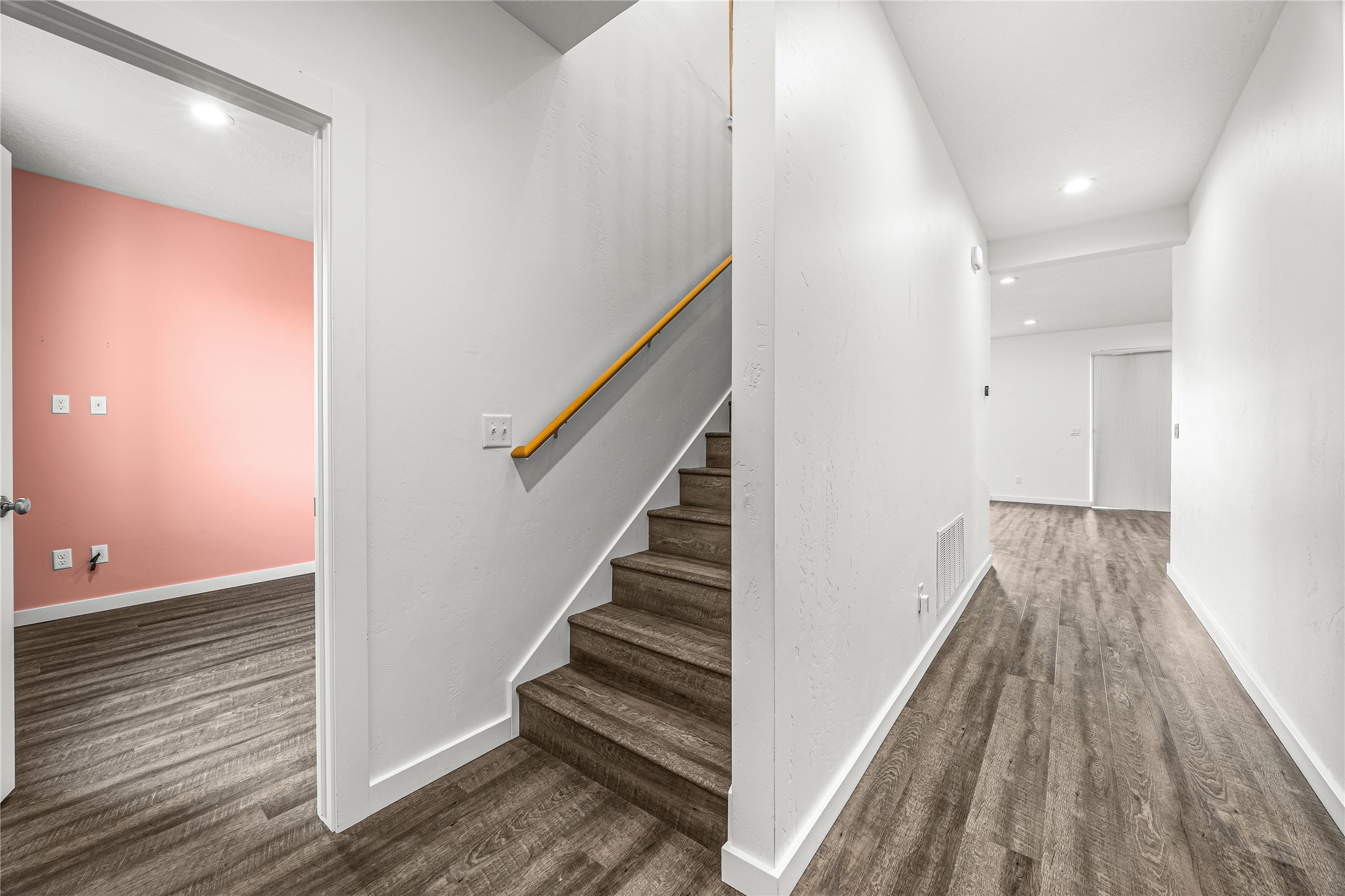 5711 Remuda Lane