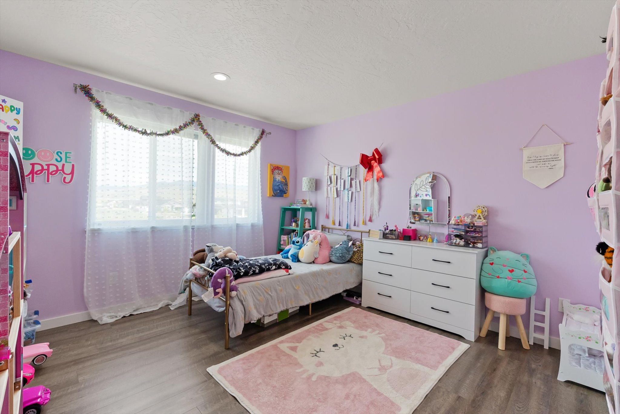 5711 Remuda Lane