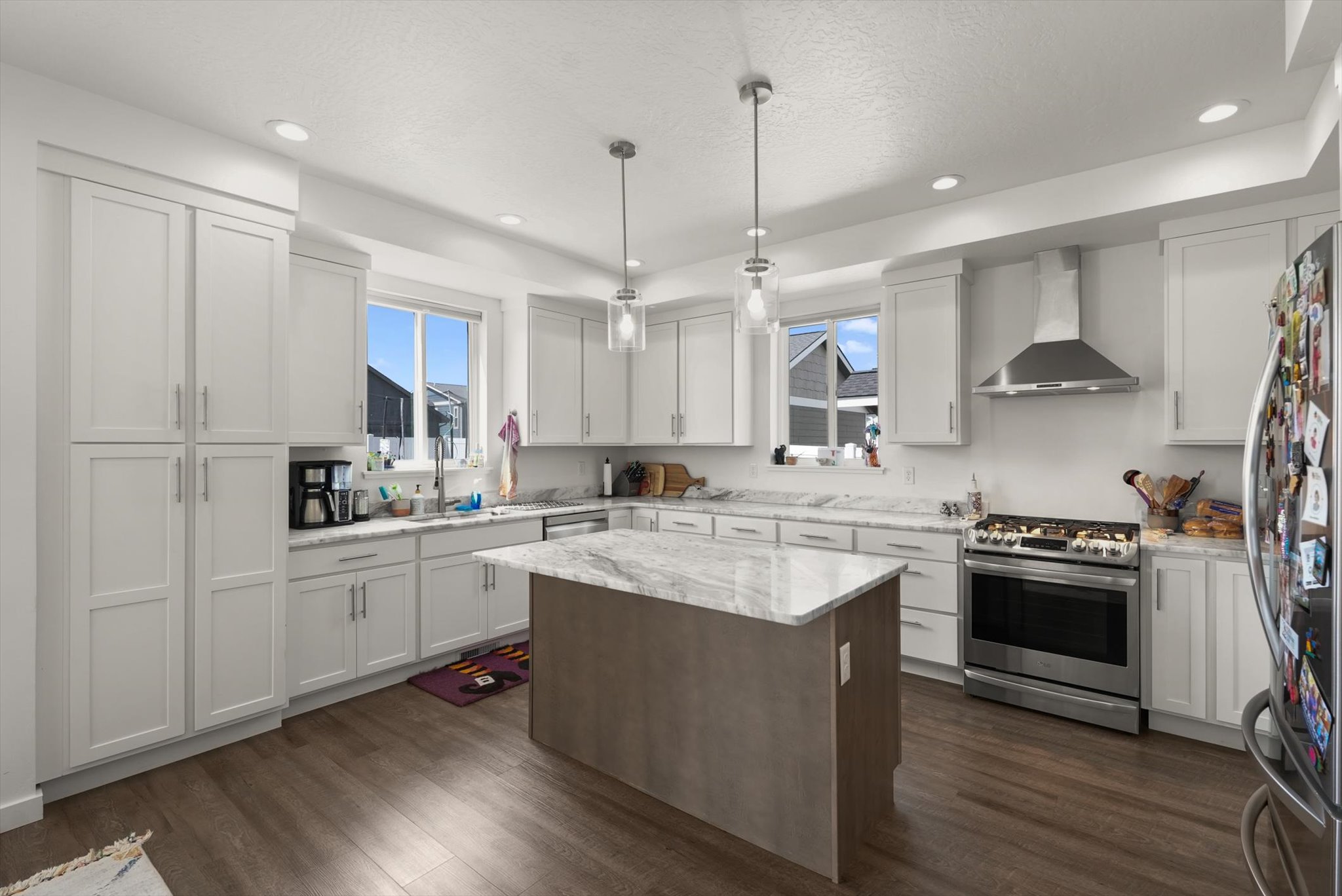 5711 Remuda Lane