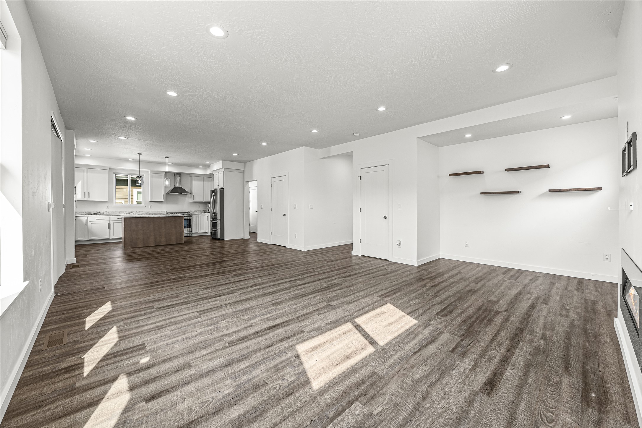 5711 Remuda Lane