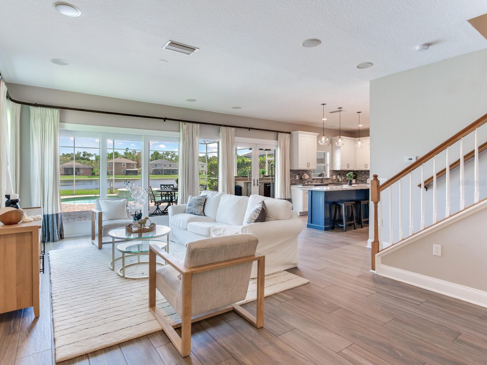 8922 GRAND BAYOU CT