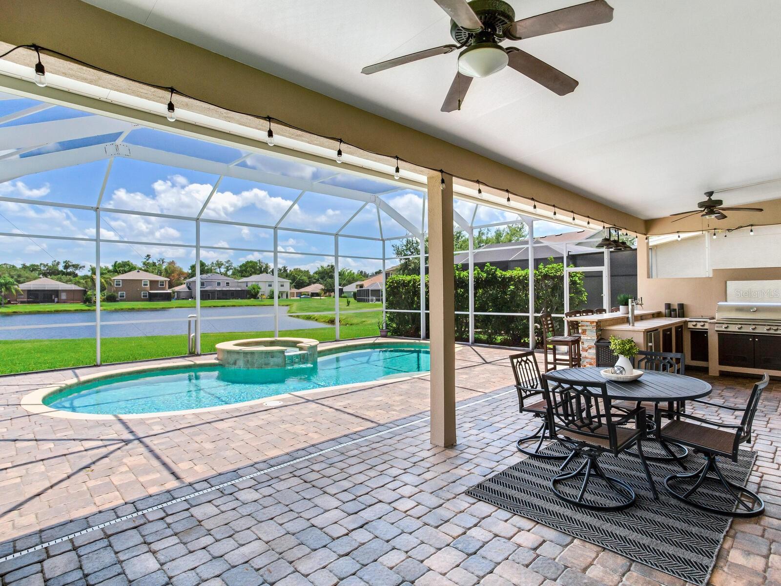 8922 GRAND BAYOU CT