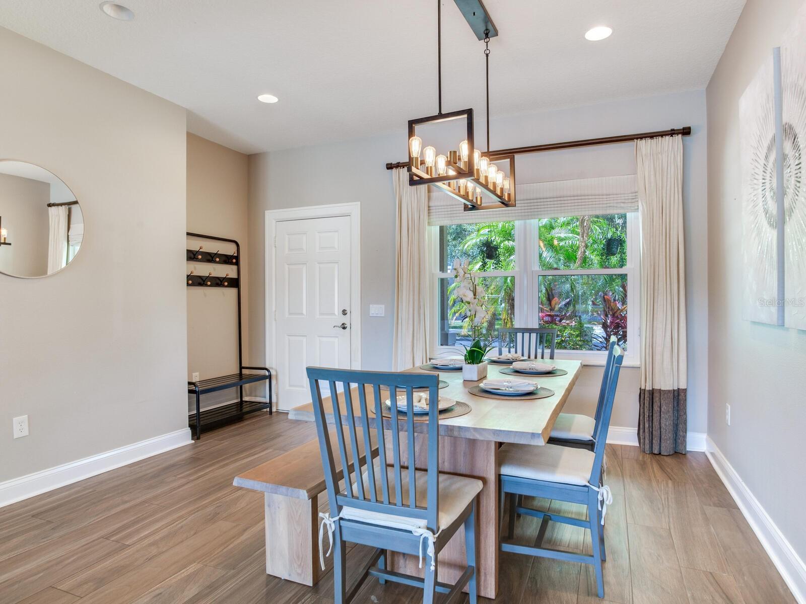 8922 GRAND BAYOU CT