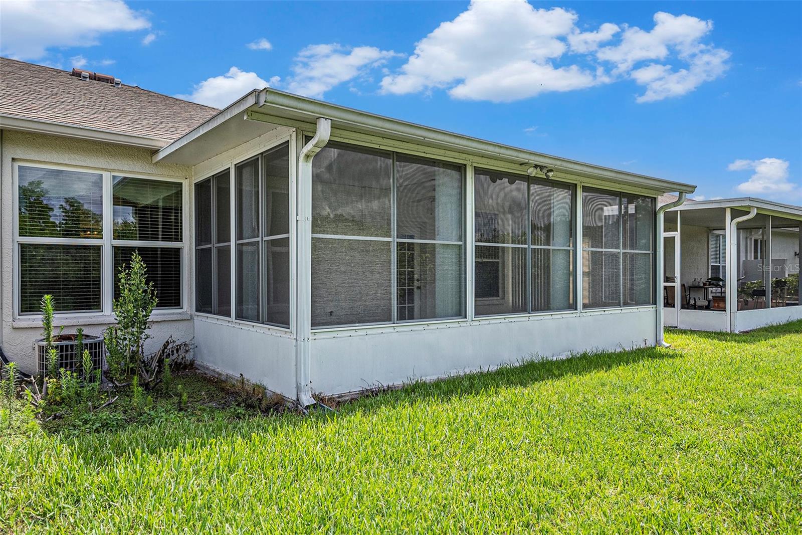 1914 SASSAFRAS DR