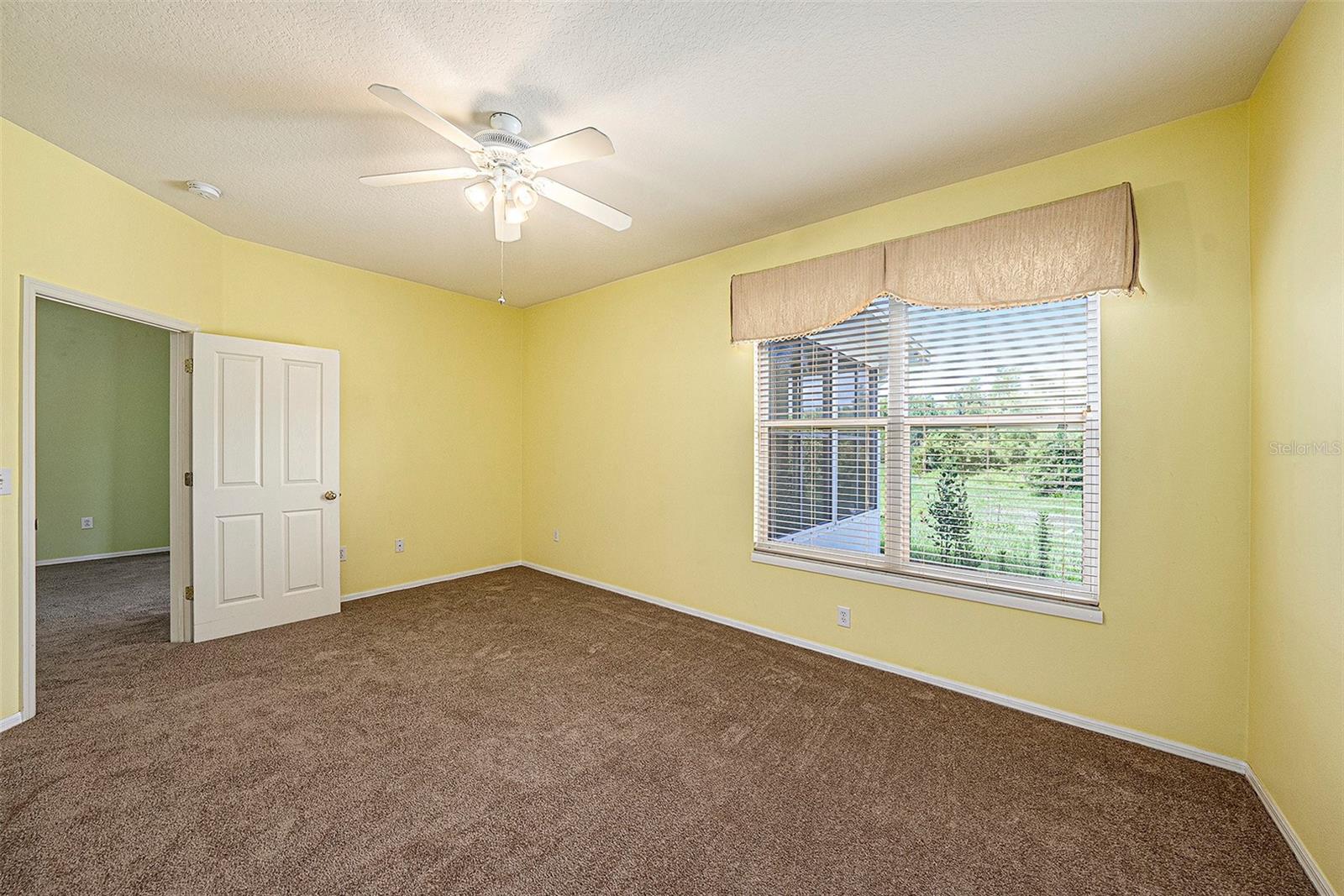 1914 SASSAFRAS DR