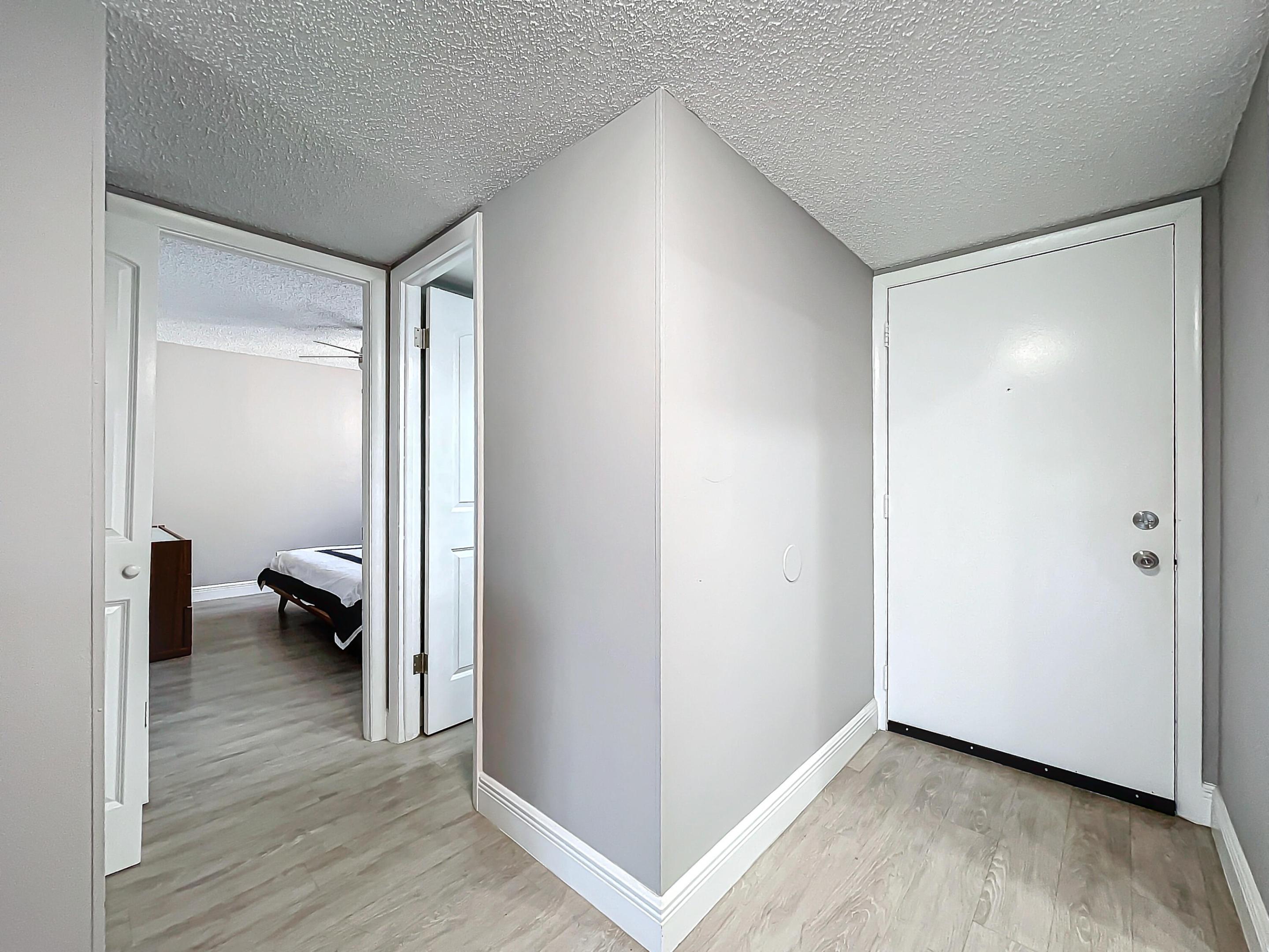 133 Lake Evelyn Drive