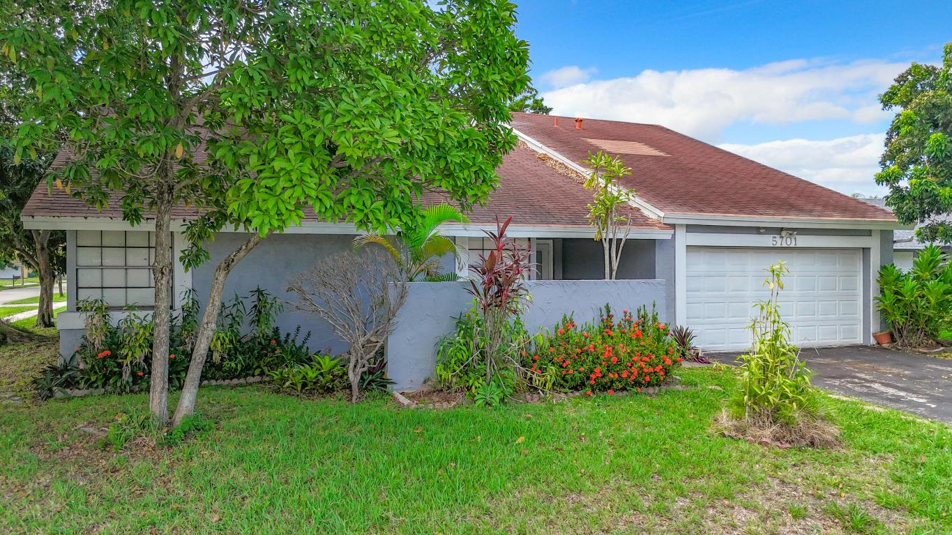 5701 NW 54 Way