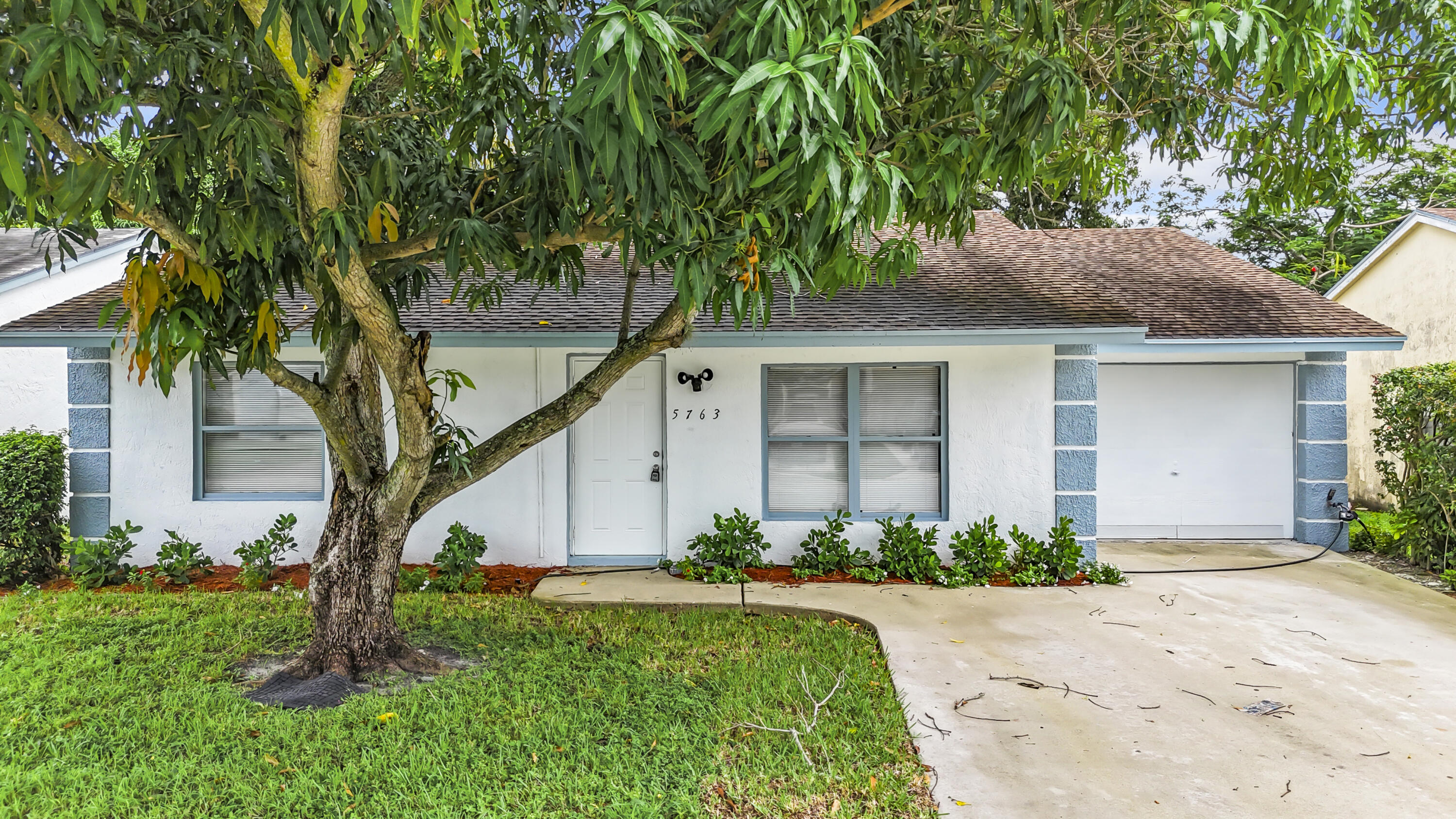 5763 Ellis Hollow Road E