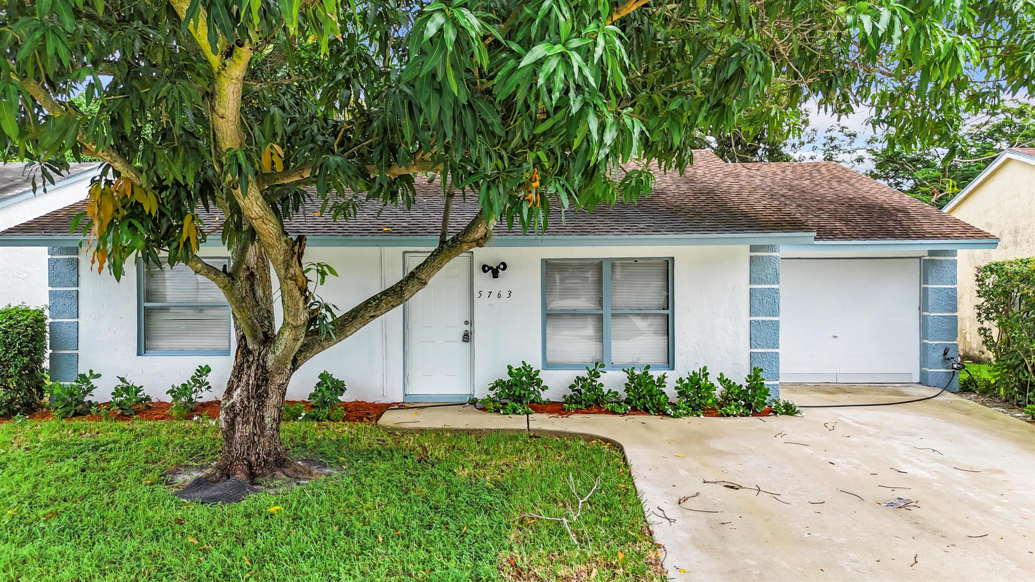 5763 Ellis Hollow Road E