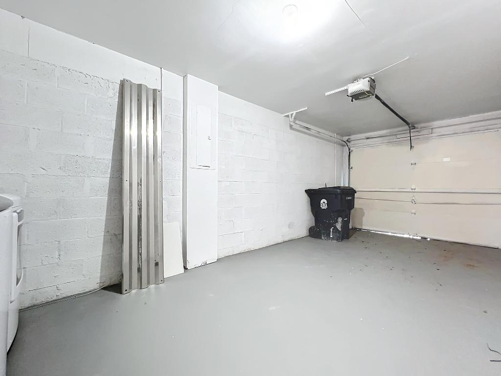 5763 Ellis Hollow Road E