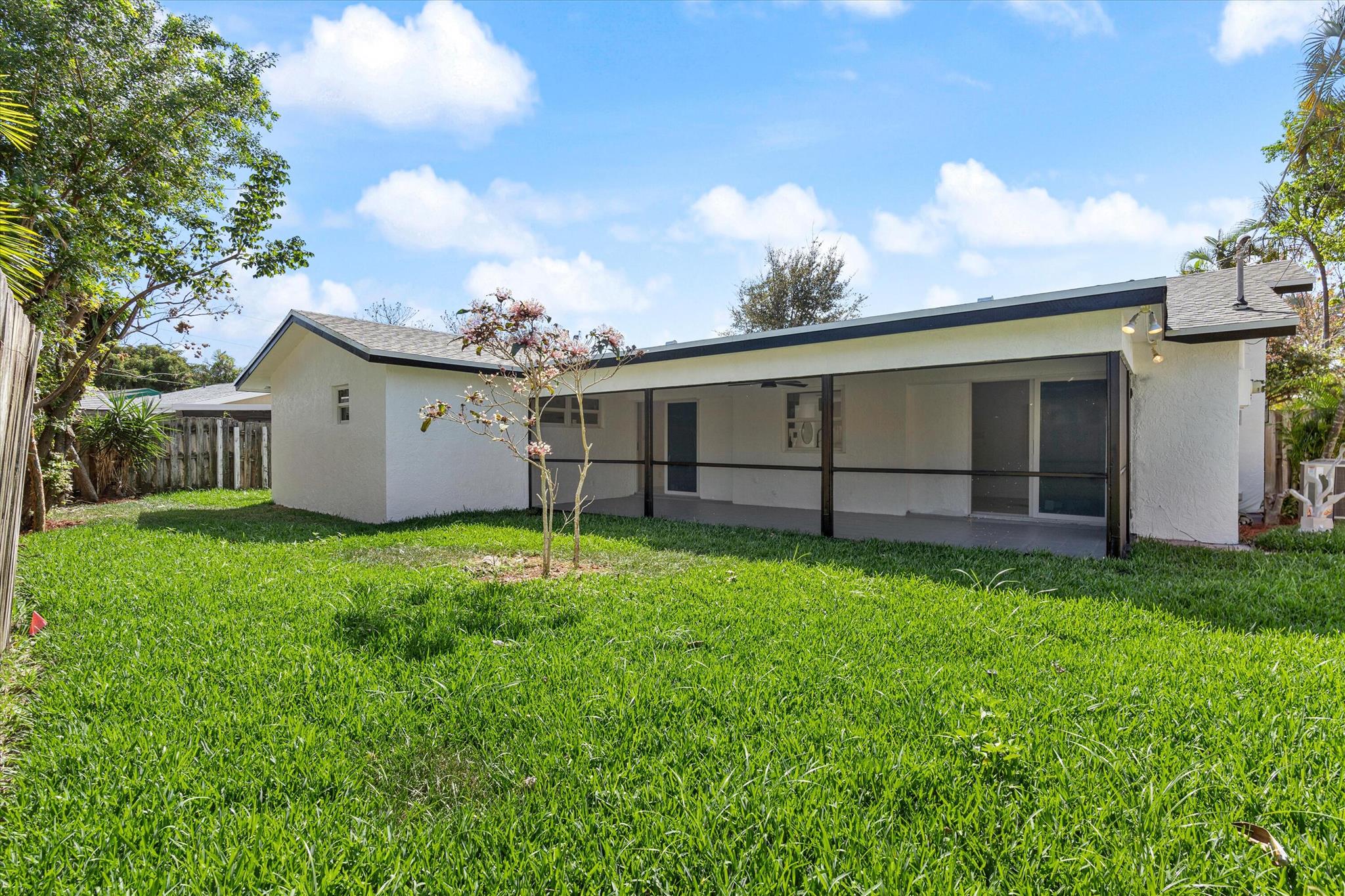 635 Kingbird Circle