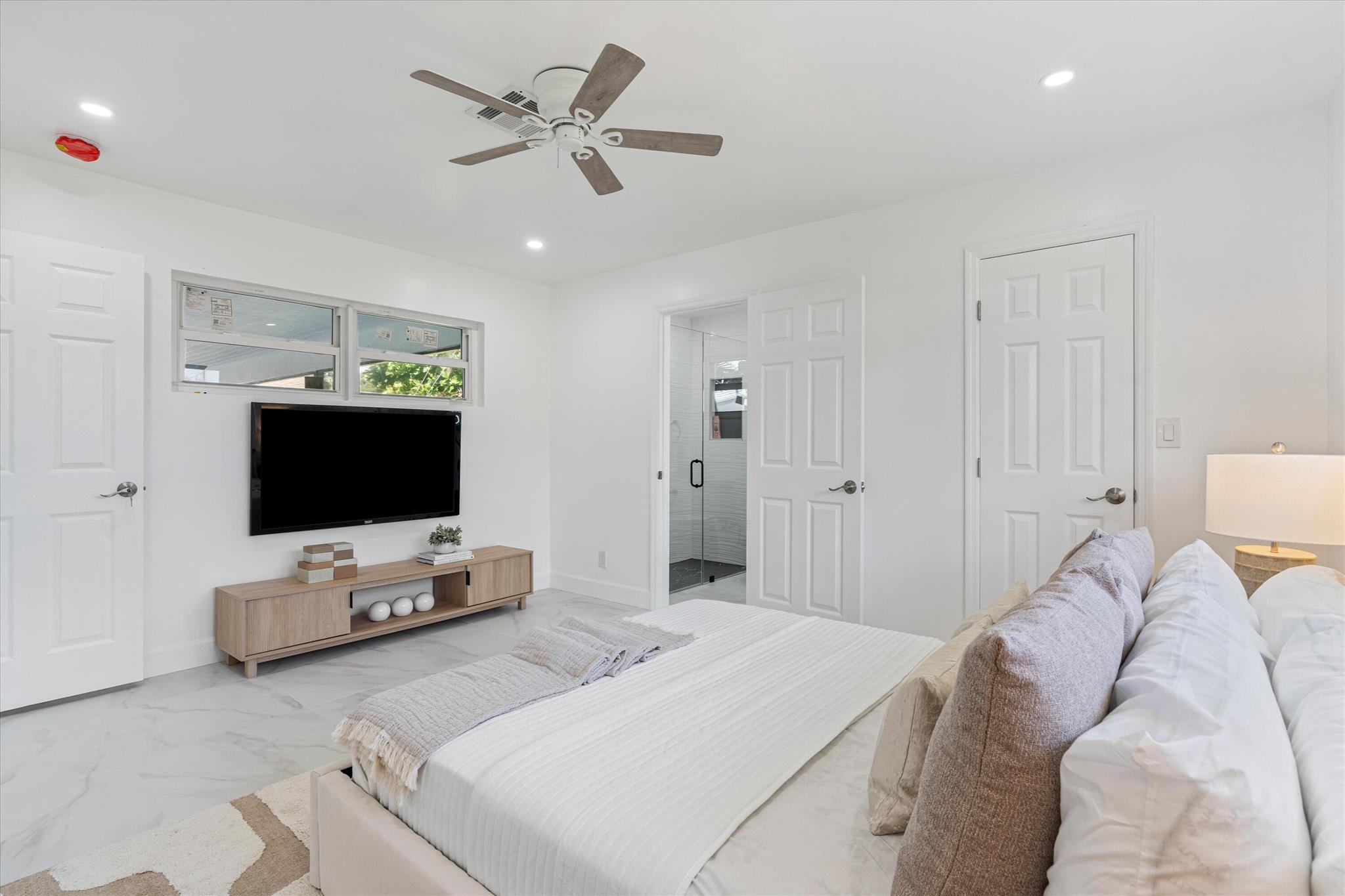 635 Kingbird Circle