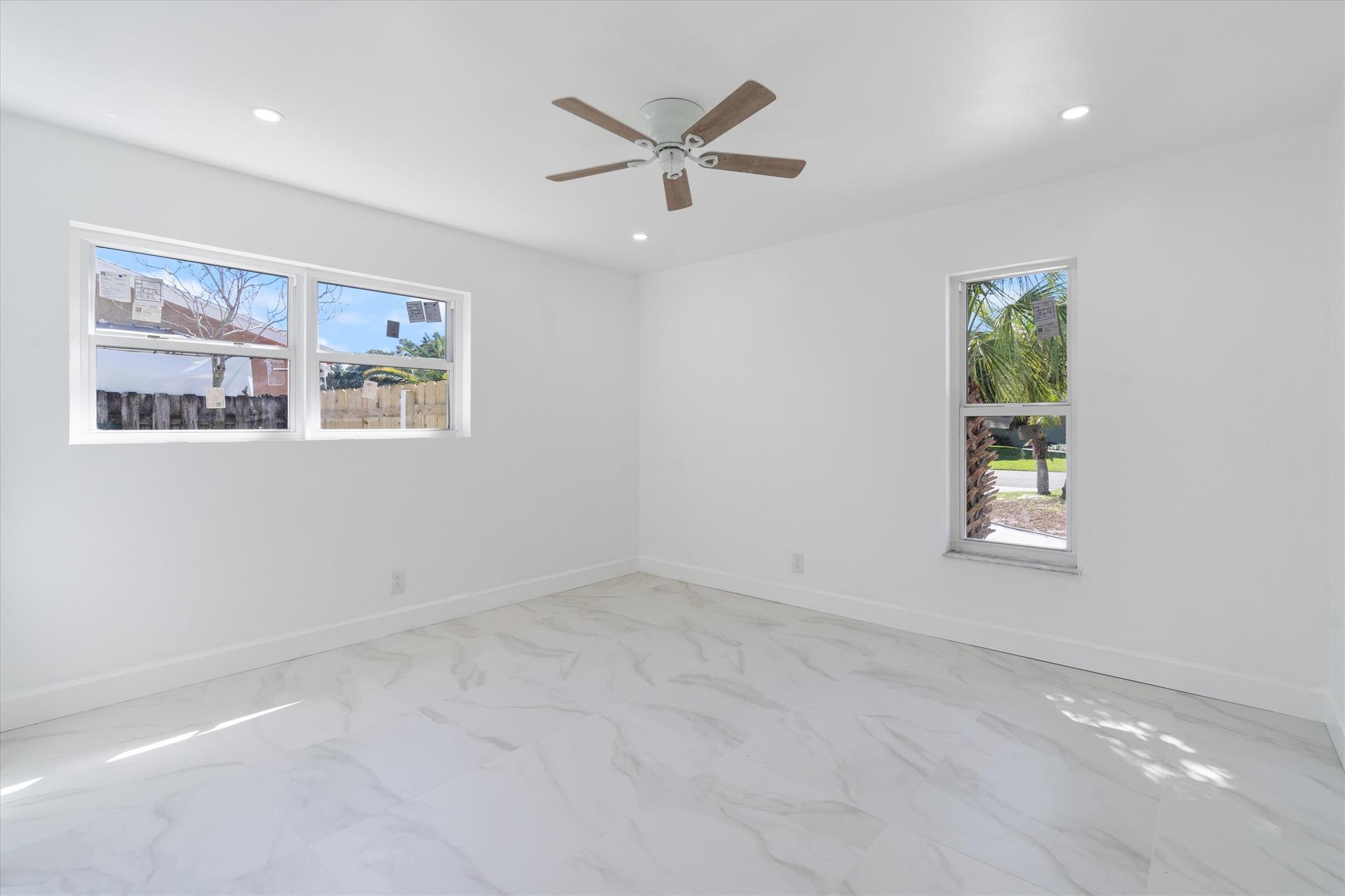 635 Kingbird Circle