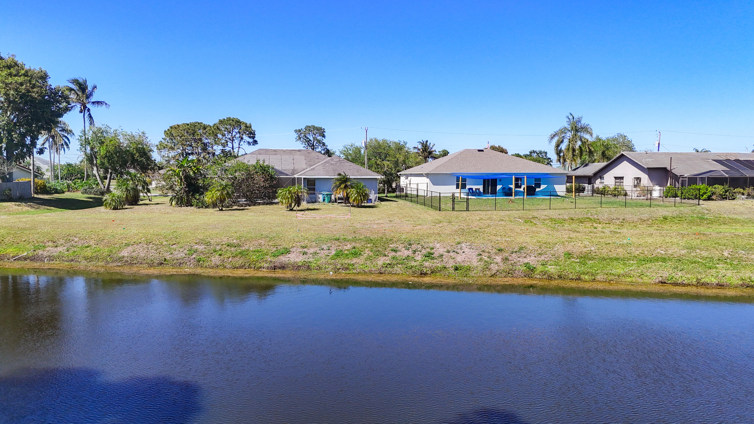 785 NW Archer Avenue