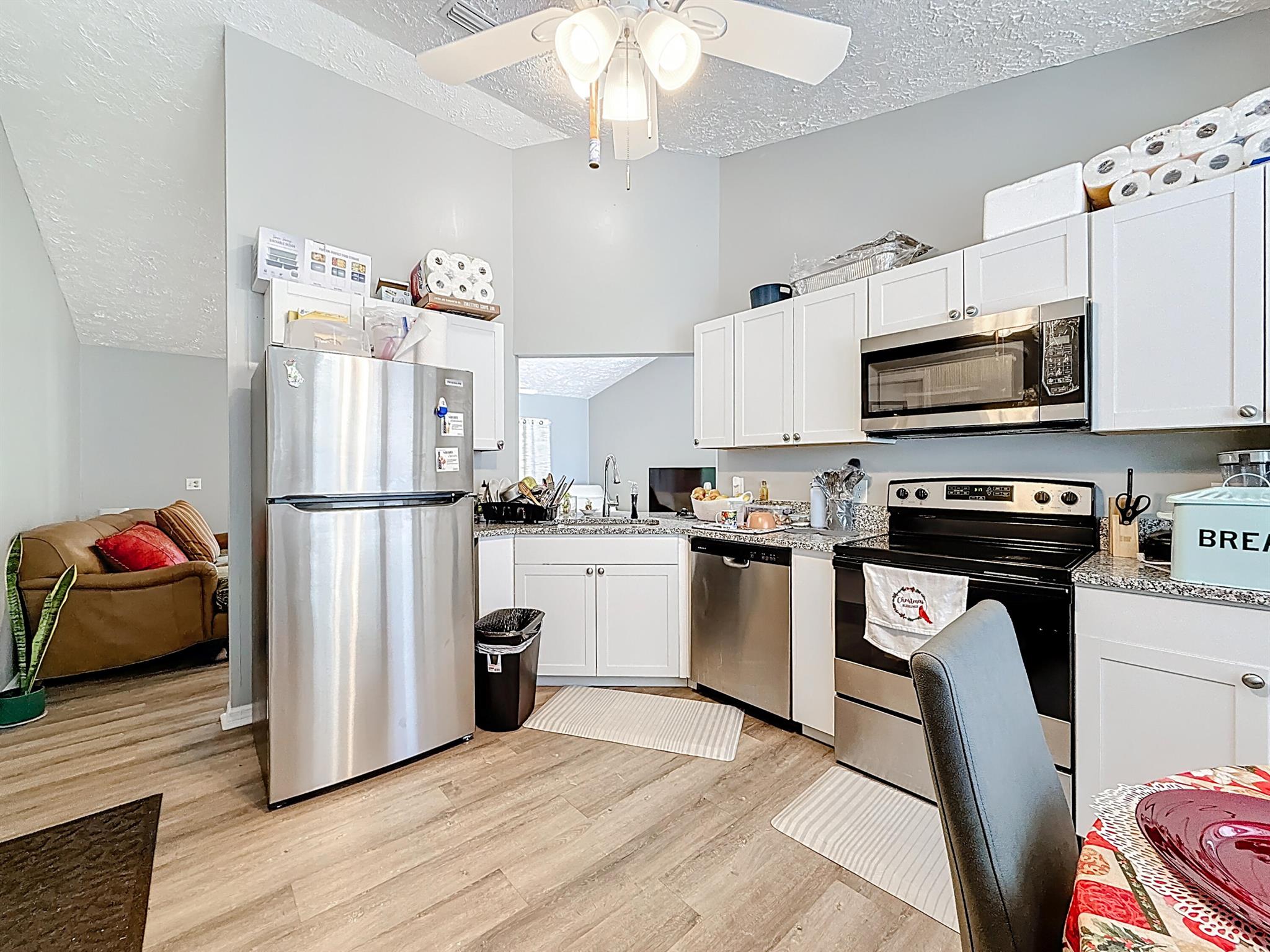 785 NW Archer Avenue