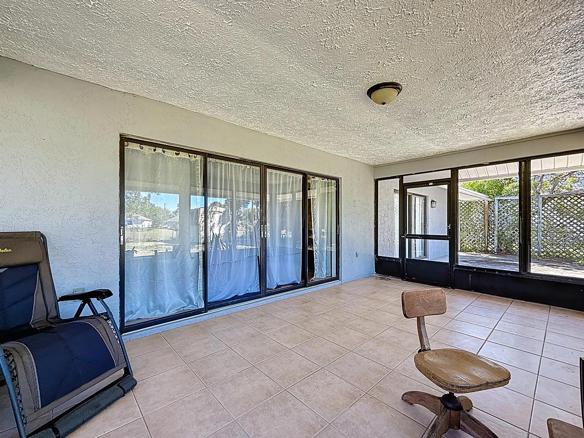 785 NW Archer Avenue