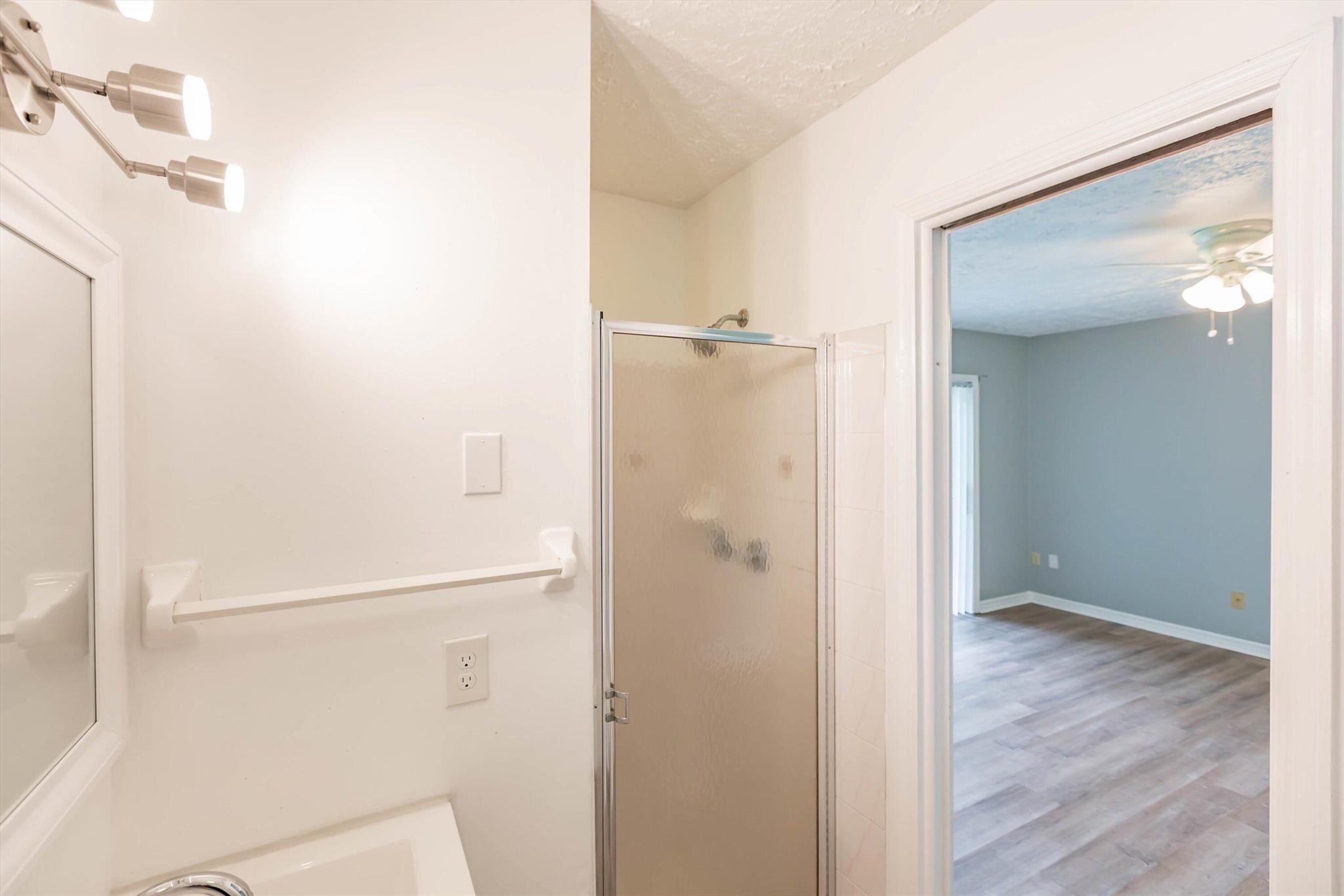 785 NW Archer Avenue