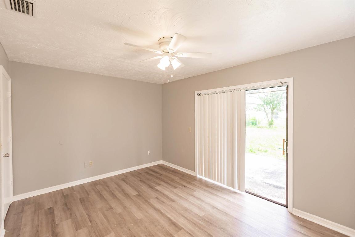 785 NW Archer Avenue