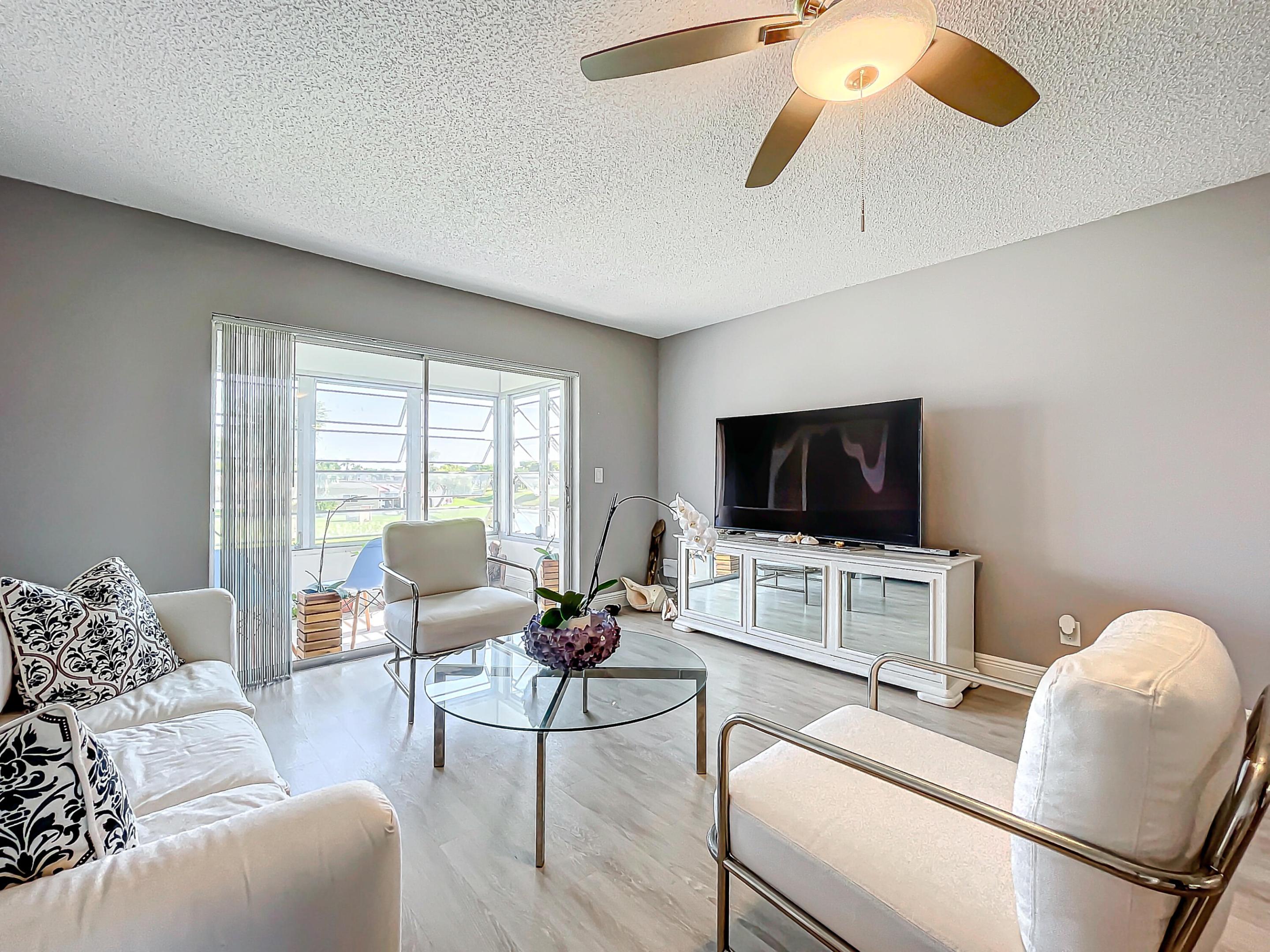 133 Lake Evelyn Drive