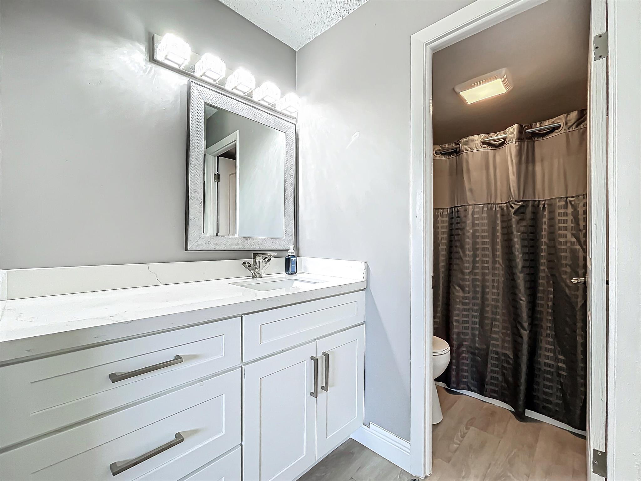 133 Lake Evelyn Drive