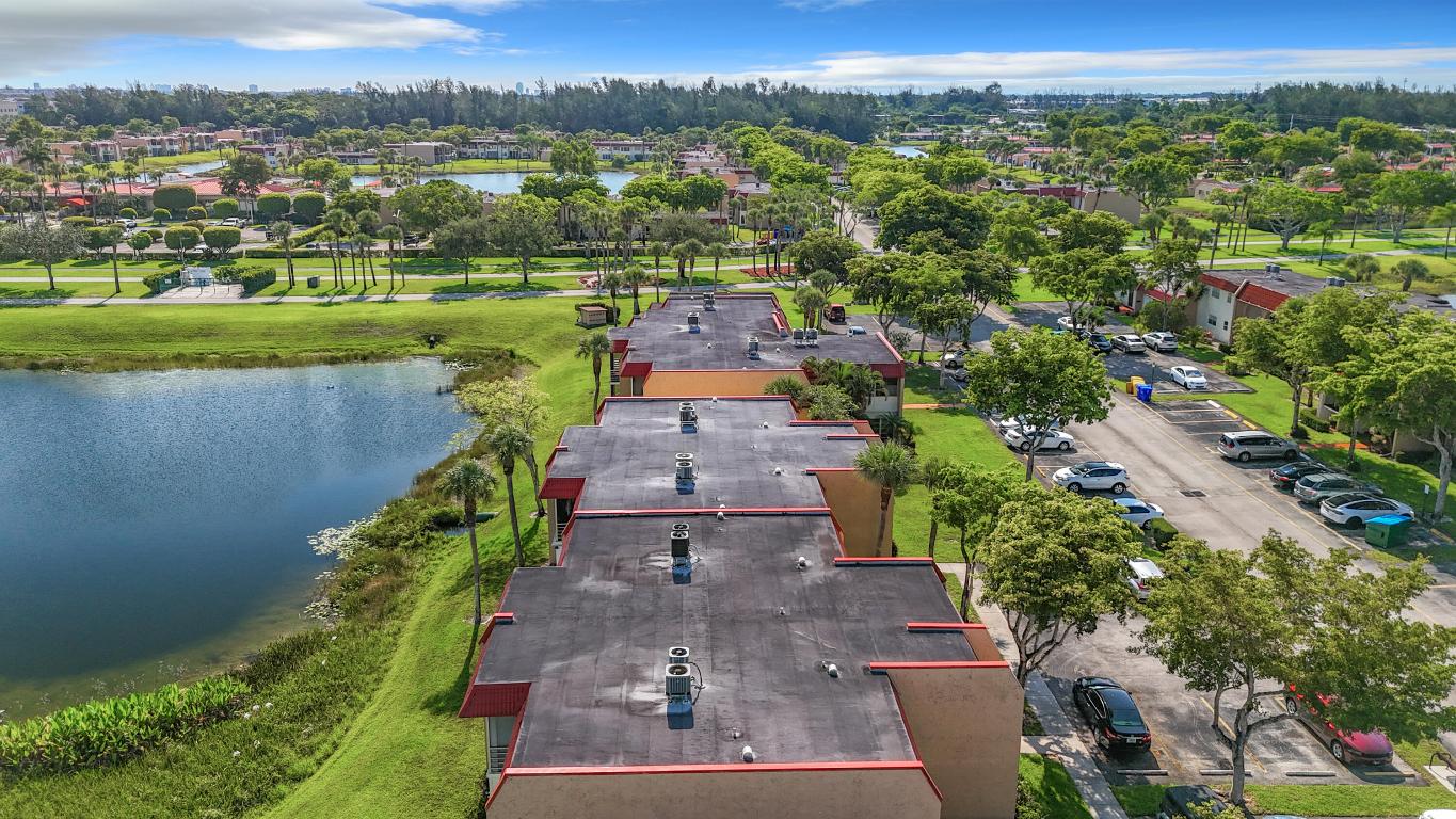 133 Lake Evelyn Drive