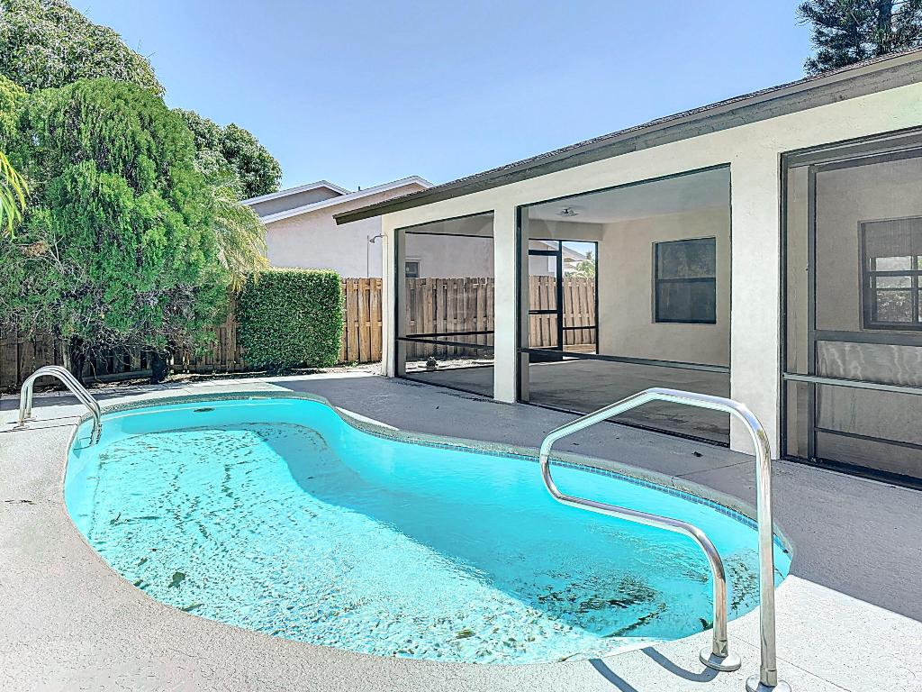 5701 Autumn Ridge Road