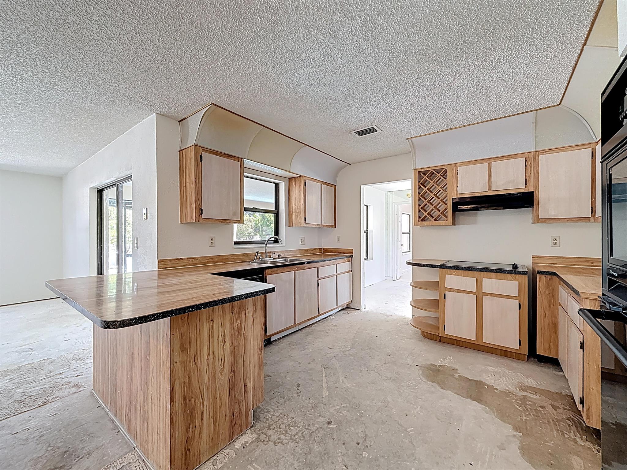 5701 Autumn Ridge Road