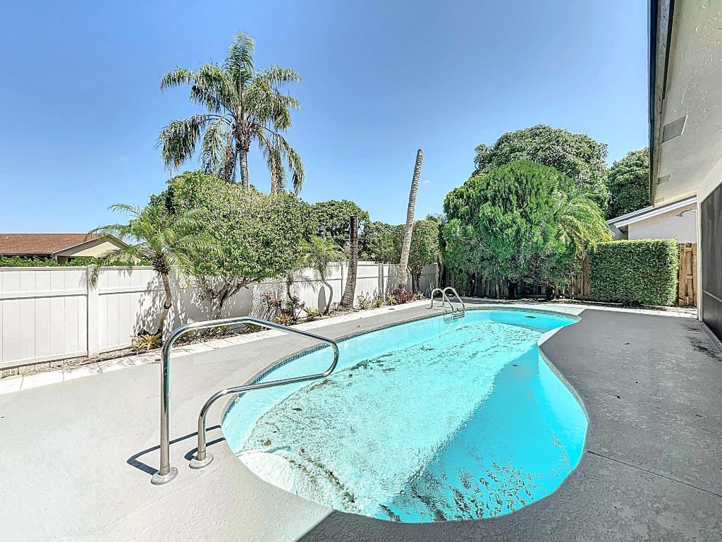 5701 Autumn Ridge Road