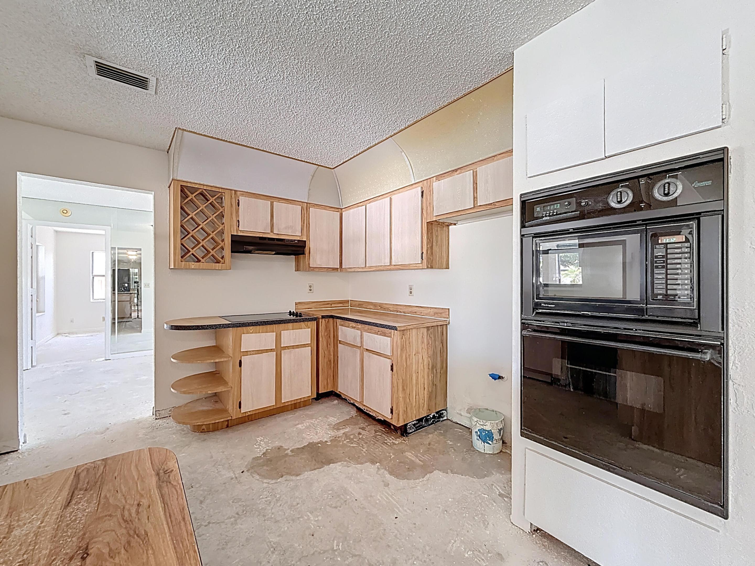 5701 Autumn Ridge Road