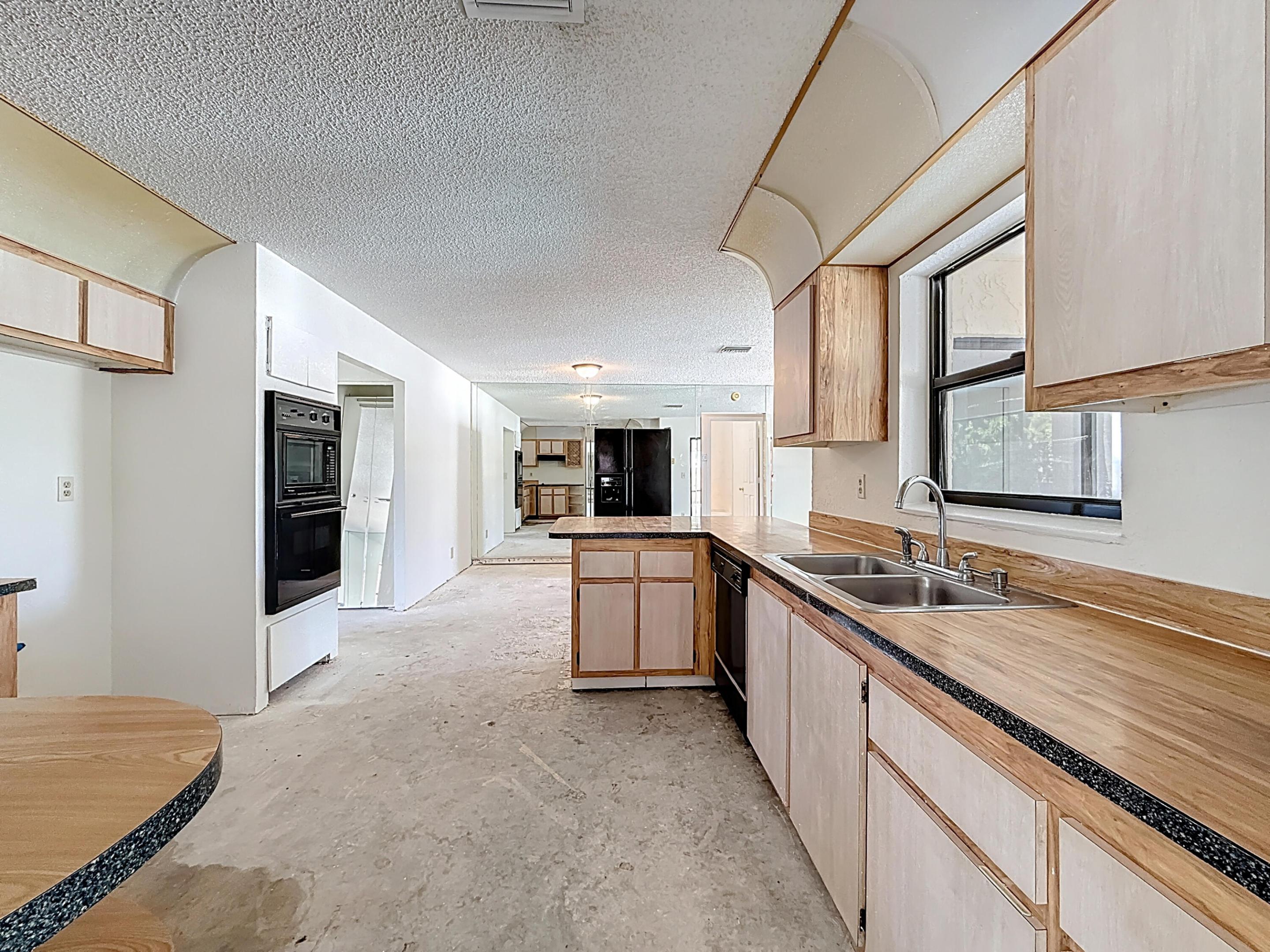 5701 Autumn Ridge Road