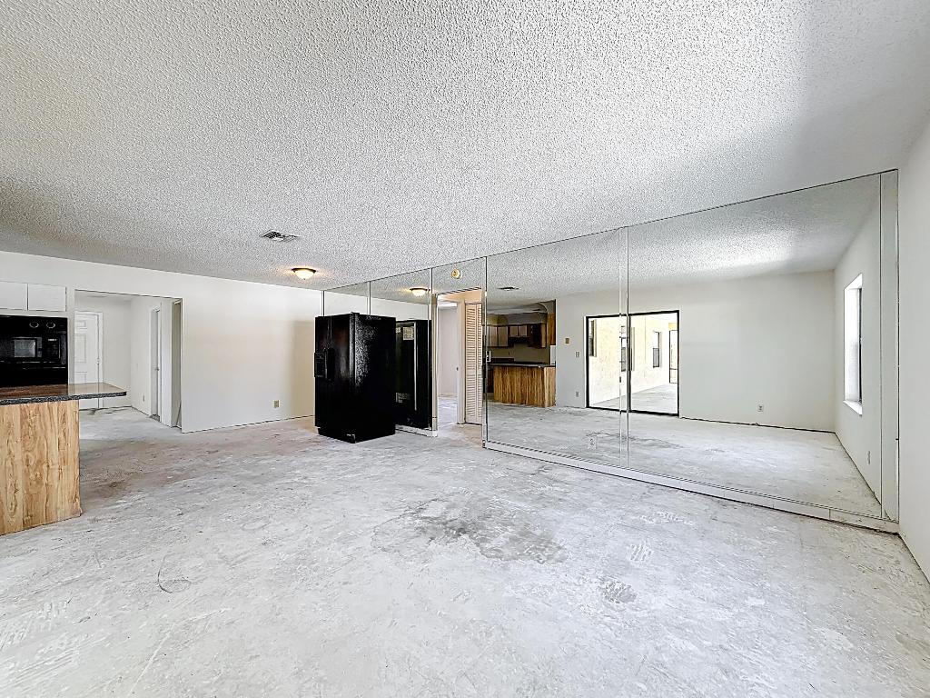 5701 Autumn Ridge Road