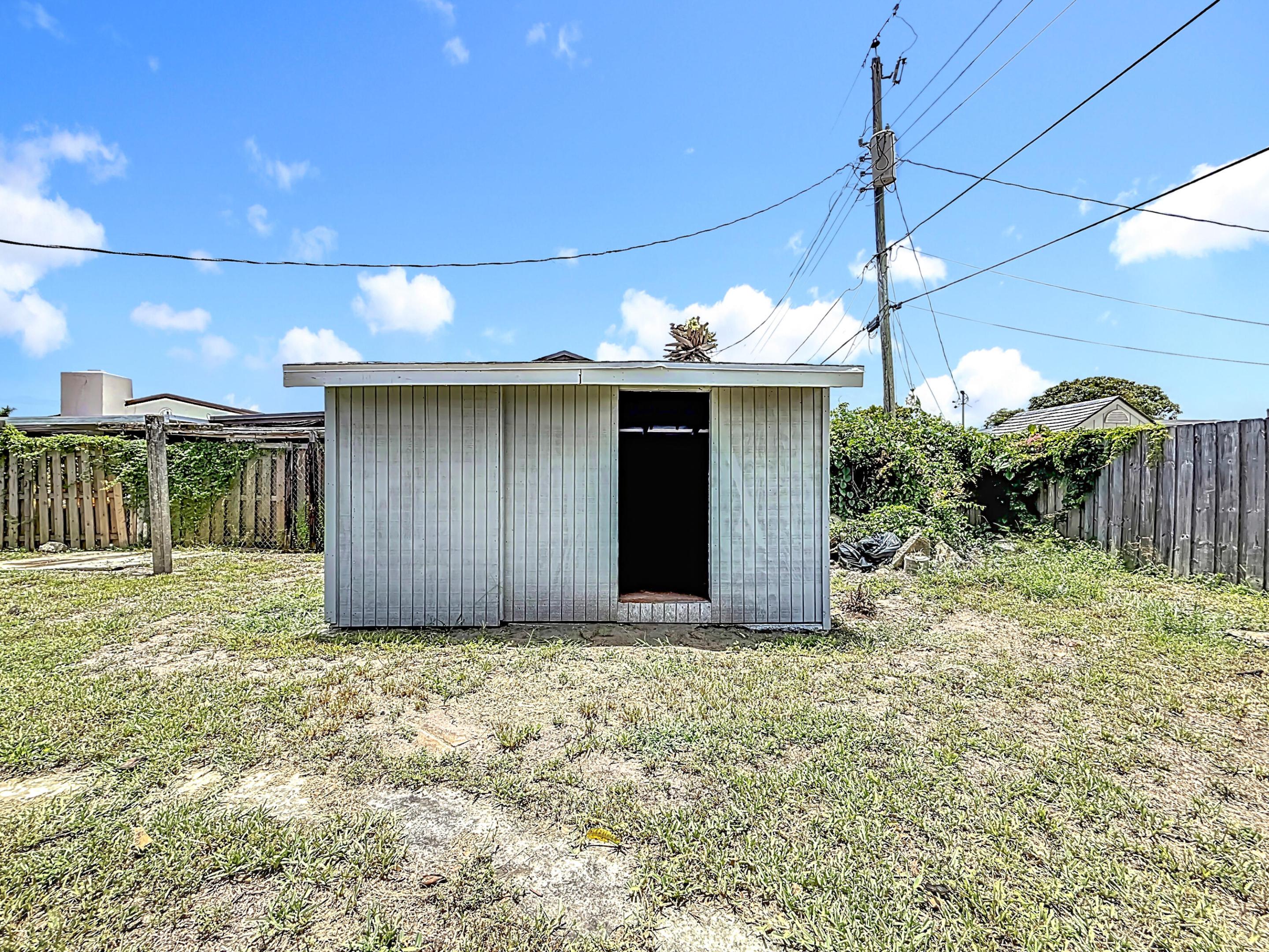 2105 Tallahassee Drive