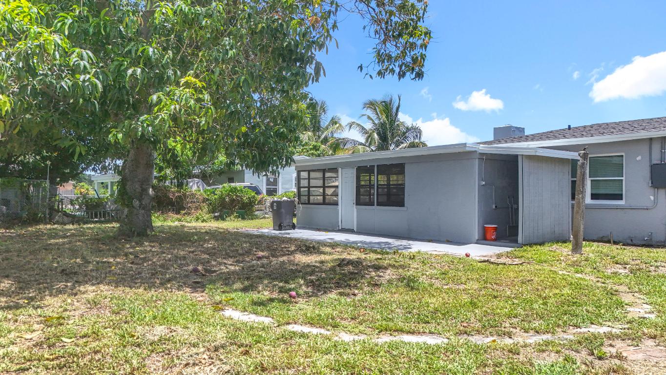 2105 Tallahassee Drive