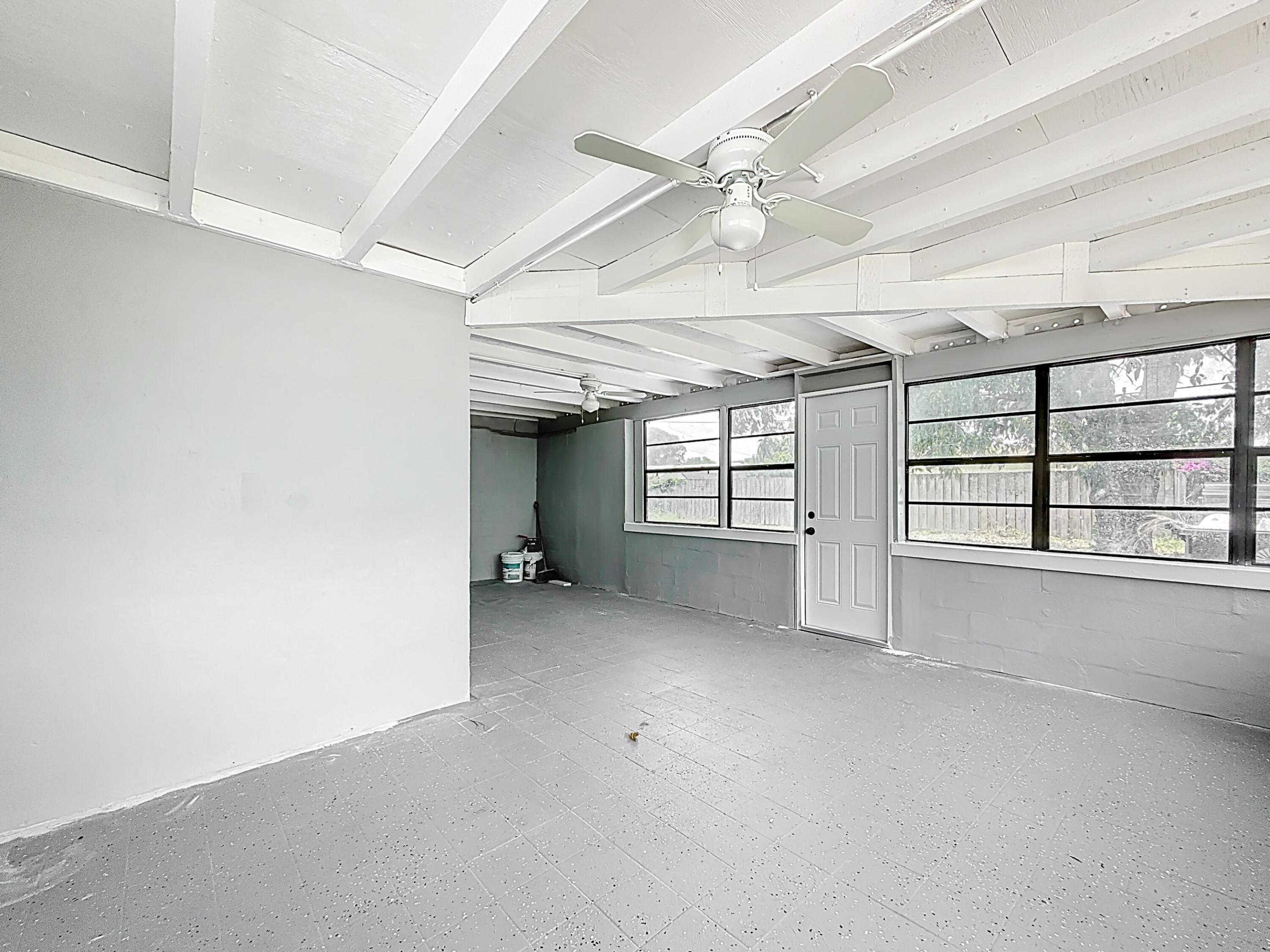 2105 Tallahassee Drive